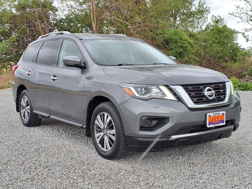 Used 2019 Nissan Pathfinder S with VIN 5N1DR2MM2KC588352 for sale in Bellevue, OH