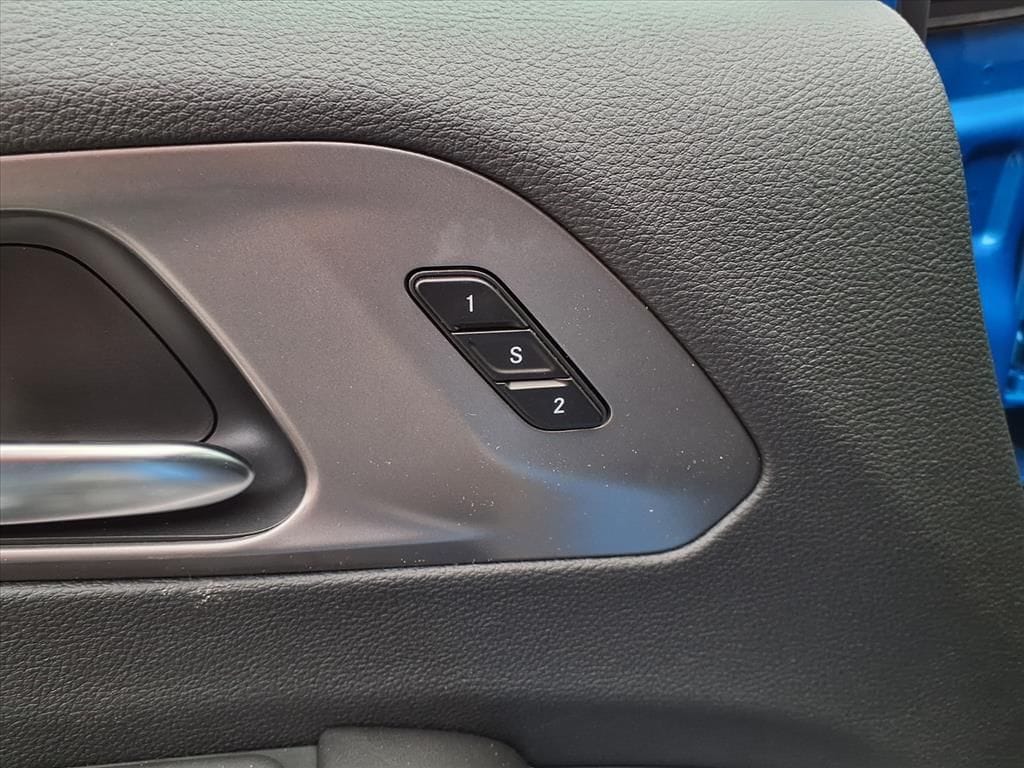 2026 Chrysler Pacifica Select - Photo 23