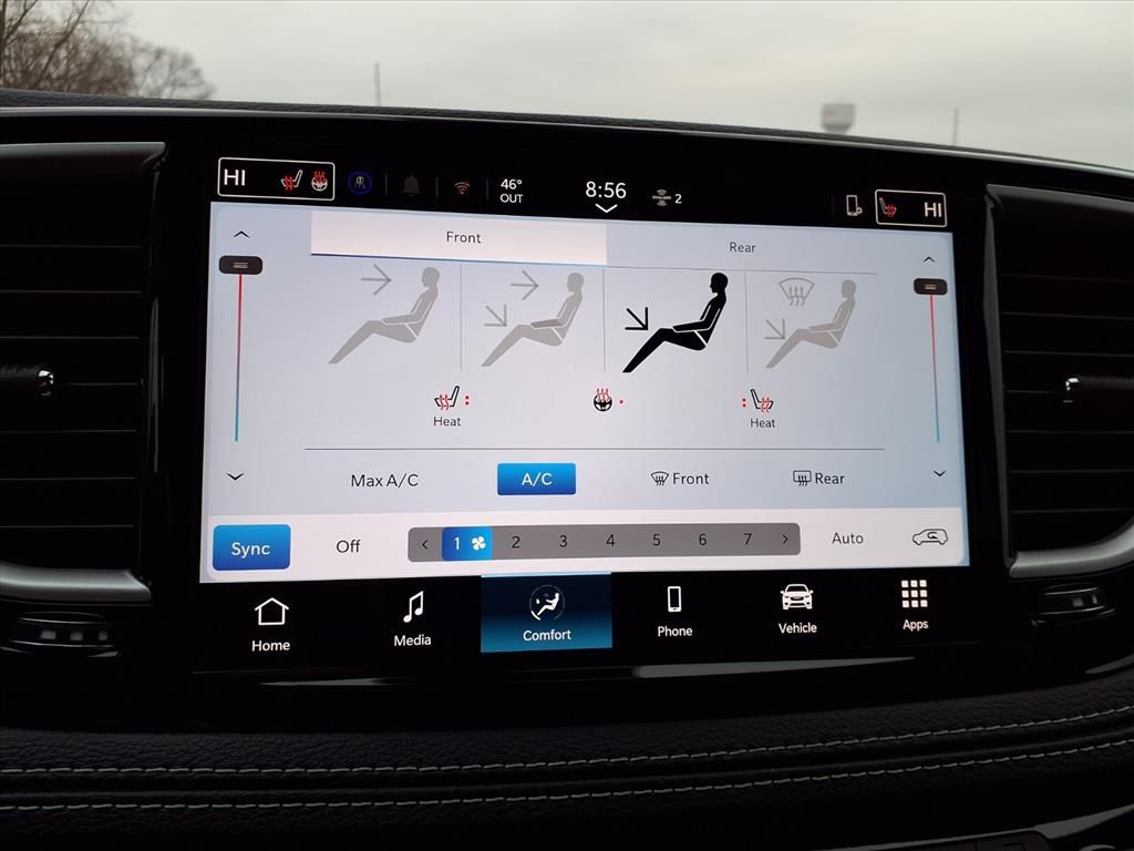 2026 Chrysler Pacifica Select - Photo 12