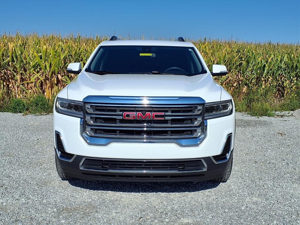 2023 Gmc Acadia SLE photo 3