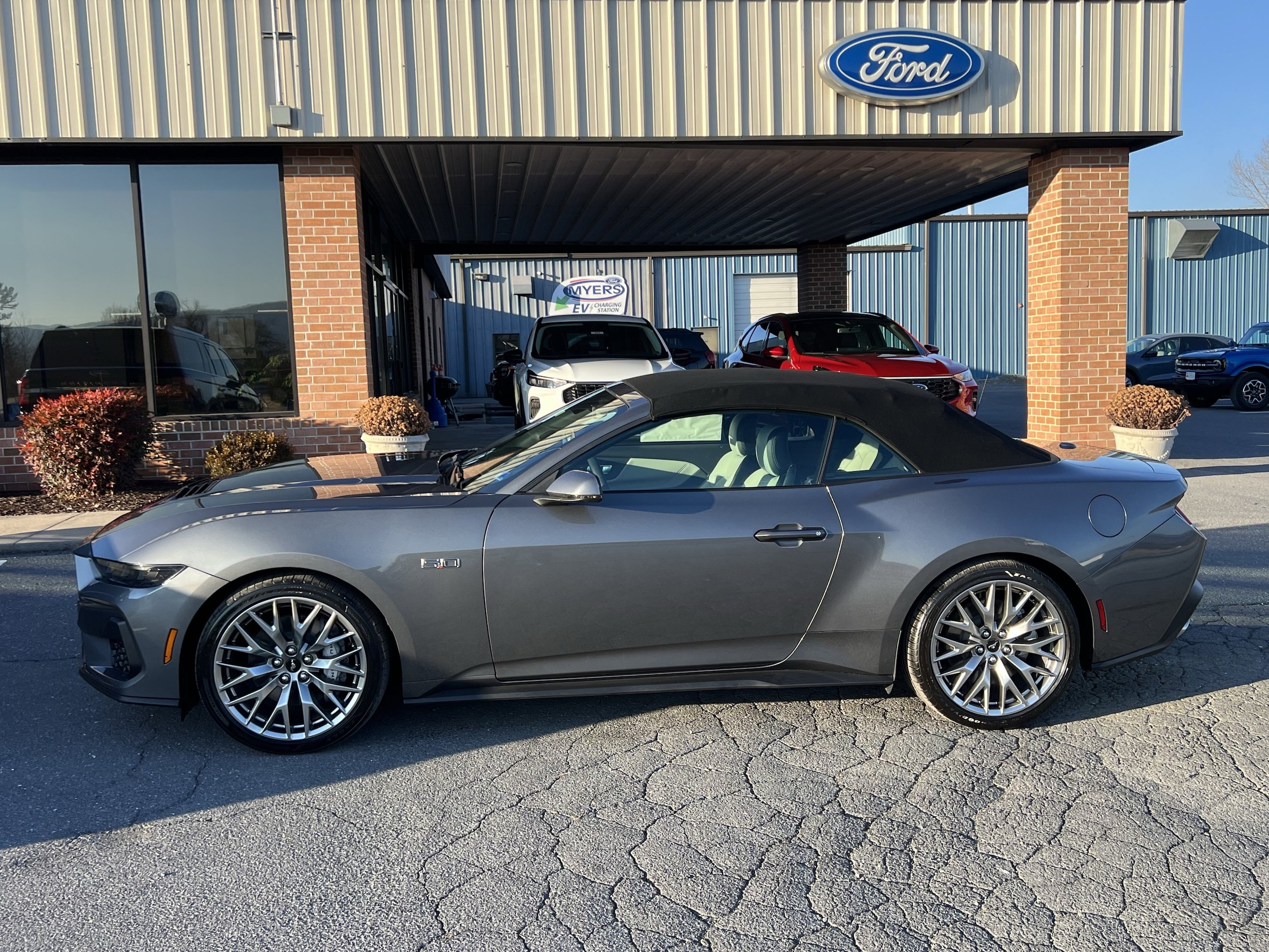 2026 Ford Mustang GT Premium's photo