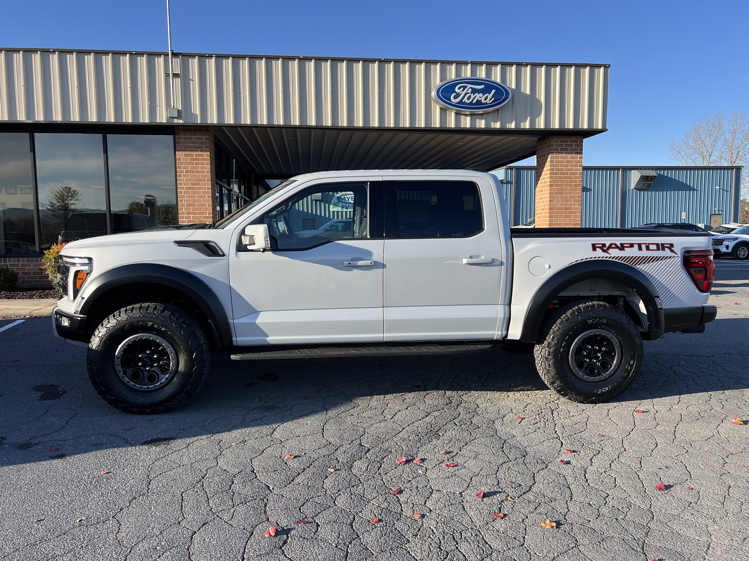 2025 Ford F-150 Raptor's photo