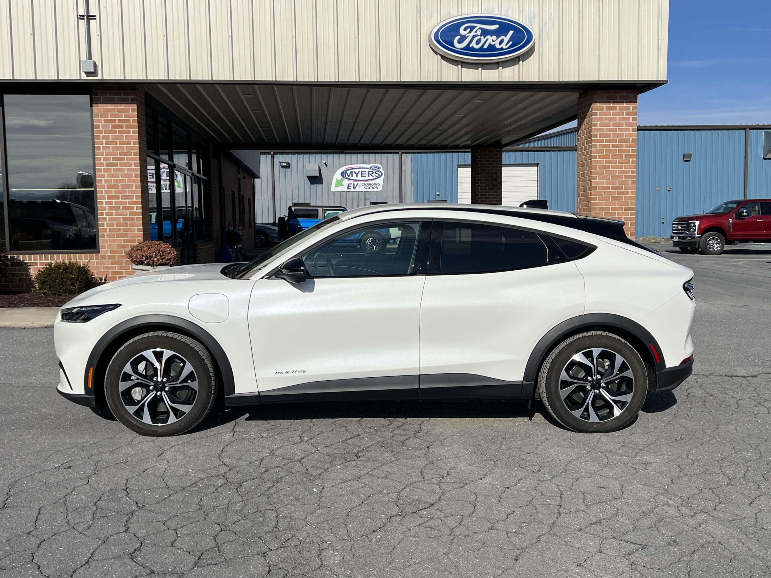 2025 Ford Mustang Mach-E Select AWD's photo