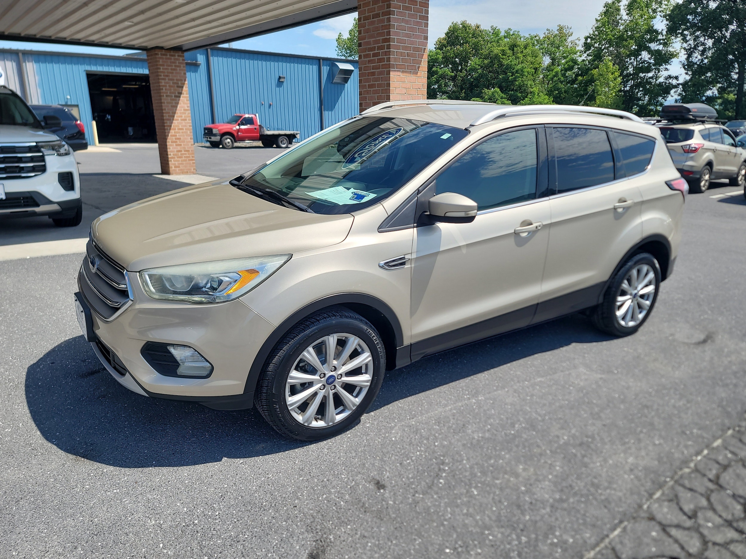 Used 2017 Ford Escape Titanium with VIN 1FMCU9J9XHUC84997 for sale in Elkton, VA