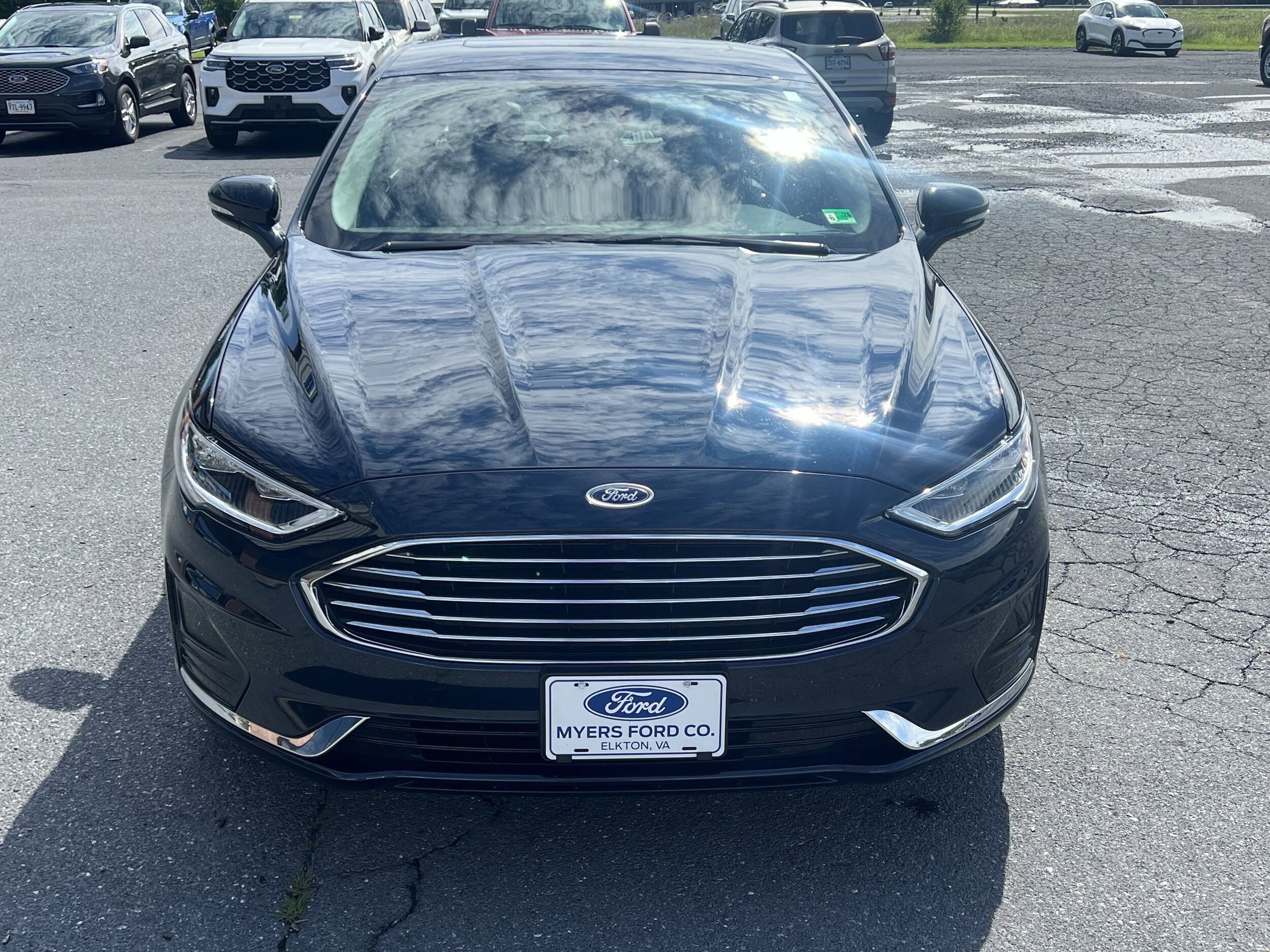 2020 Ford Fusion SEL photo 3