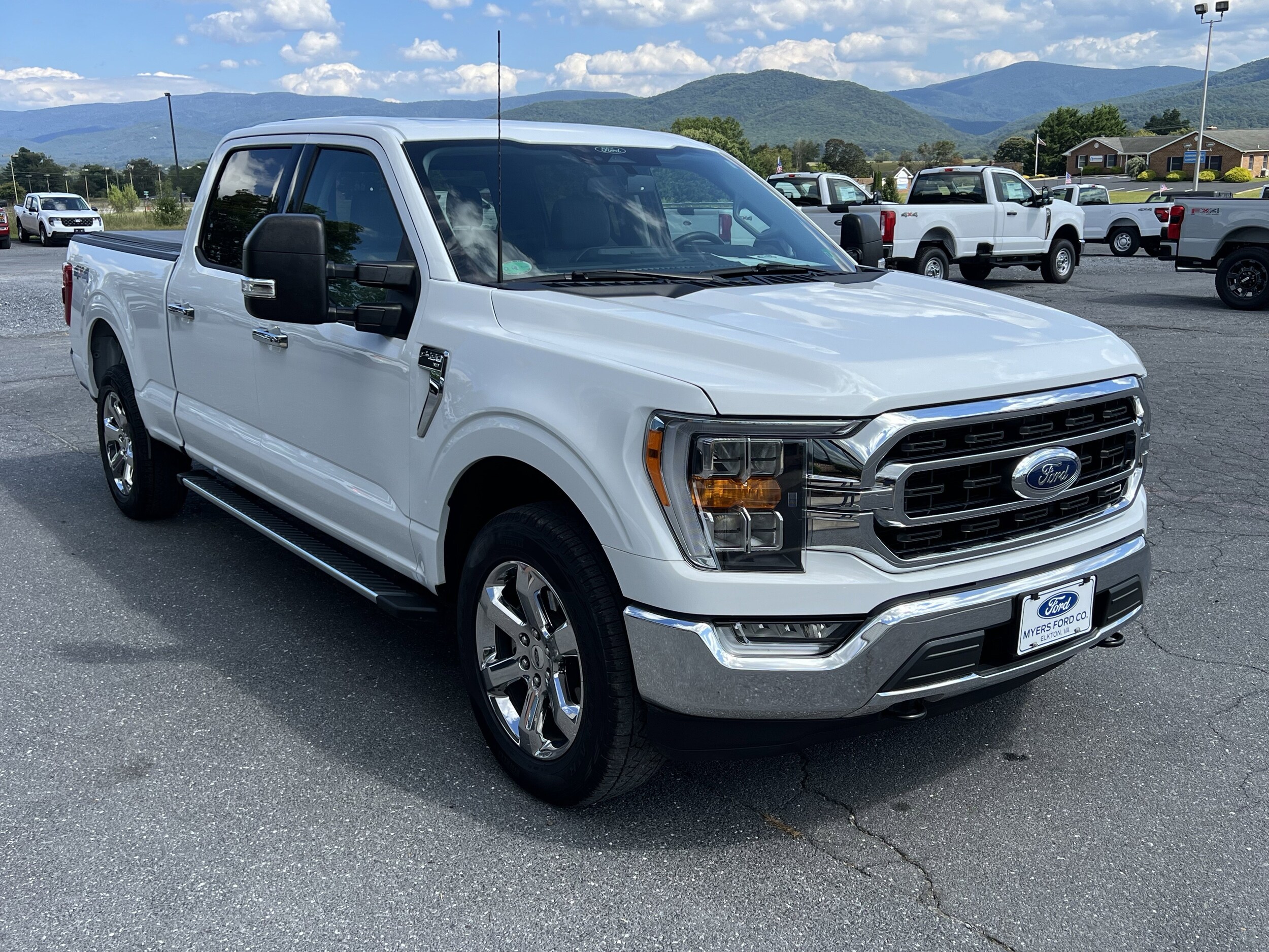 2022 Ford F-150 XLT photo 4