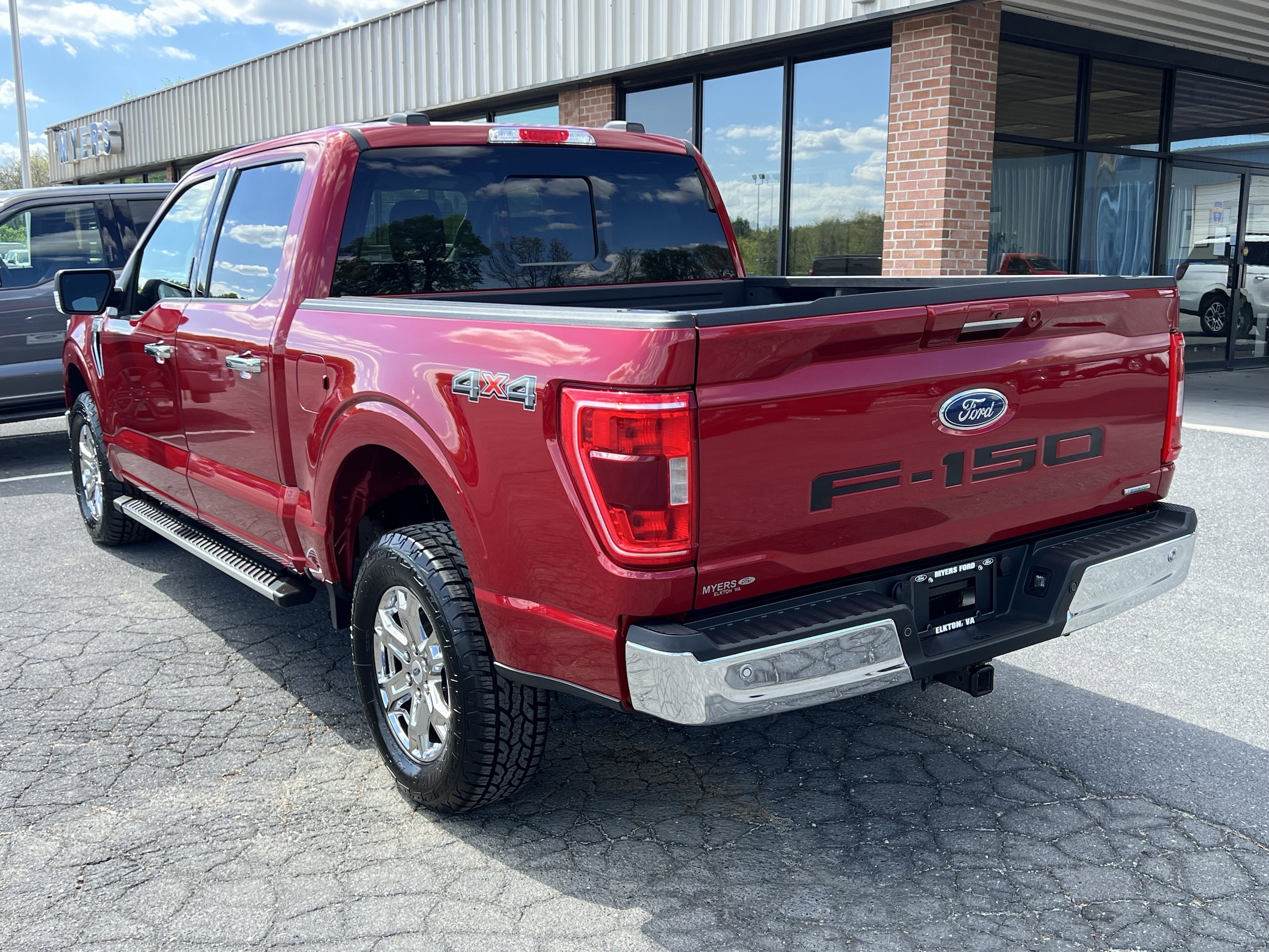 2022 Ford F-150 XLT - Photo 8
