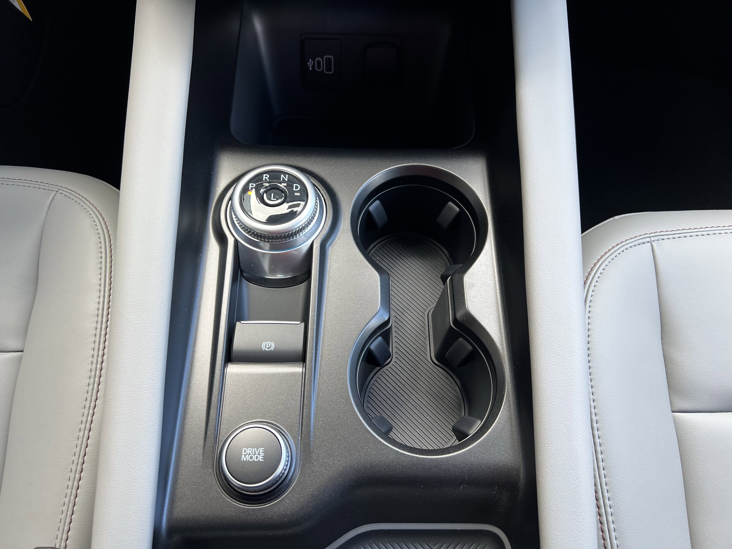 2026 Ford Explorer Active - Photo 25
