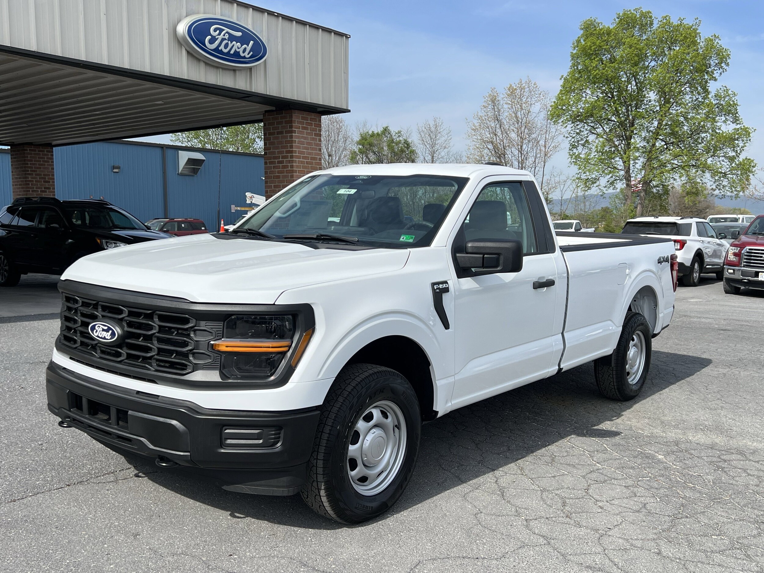 2025 Ford F-150 XL photo 2