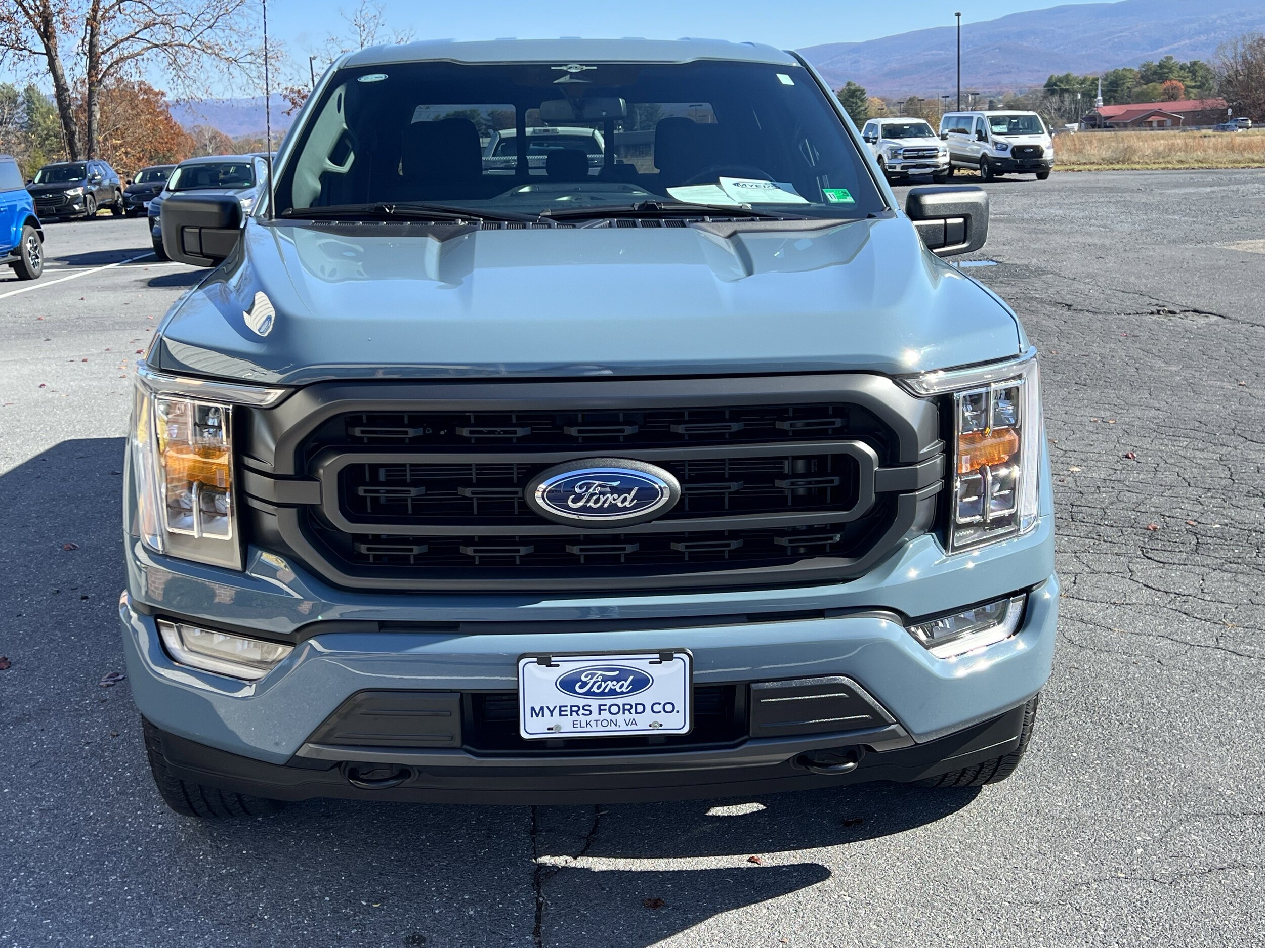 2023 Ford F-150 XLT photo 3