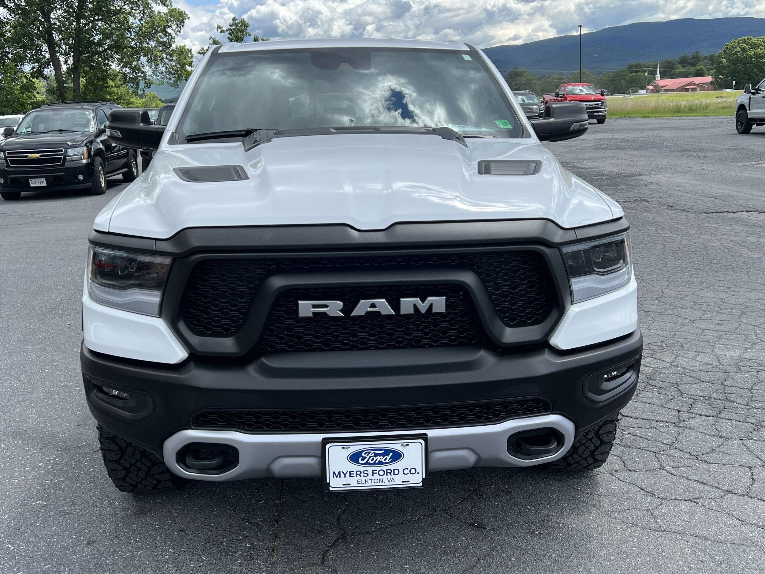 2024 Ram 1500 Rebel photo 3