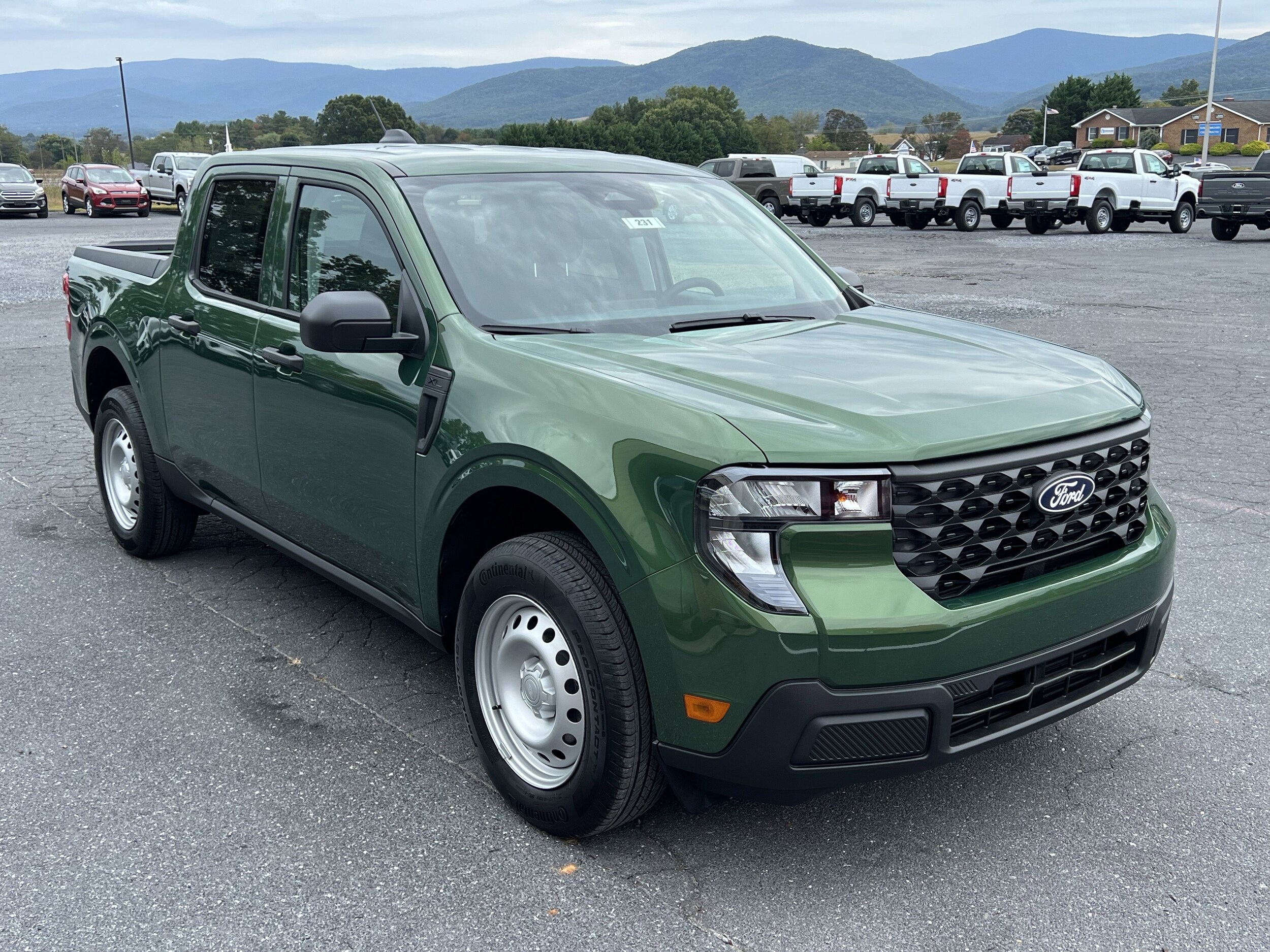 2025 Ford Maverick XL photo 4