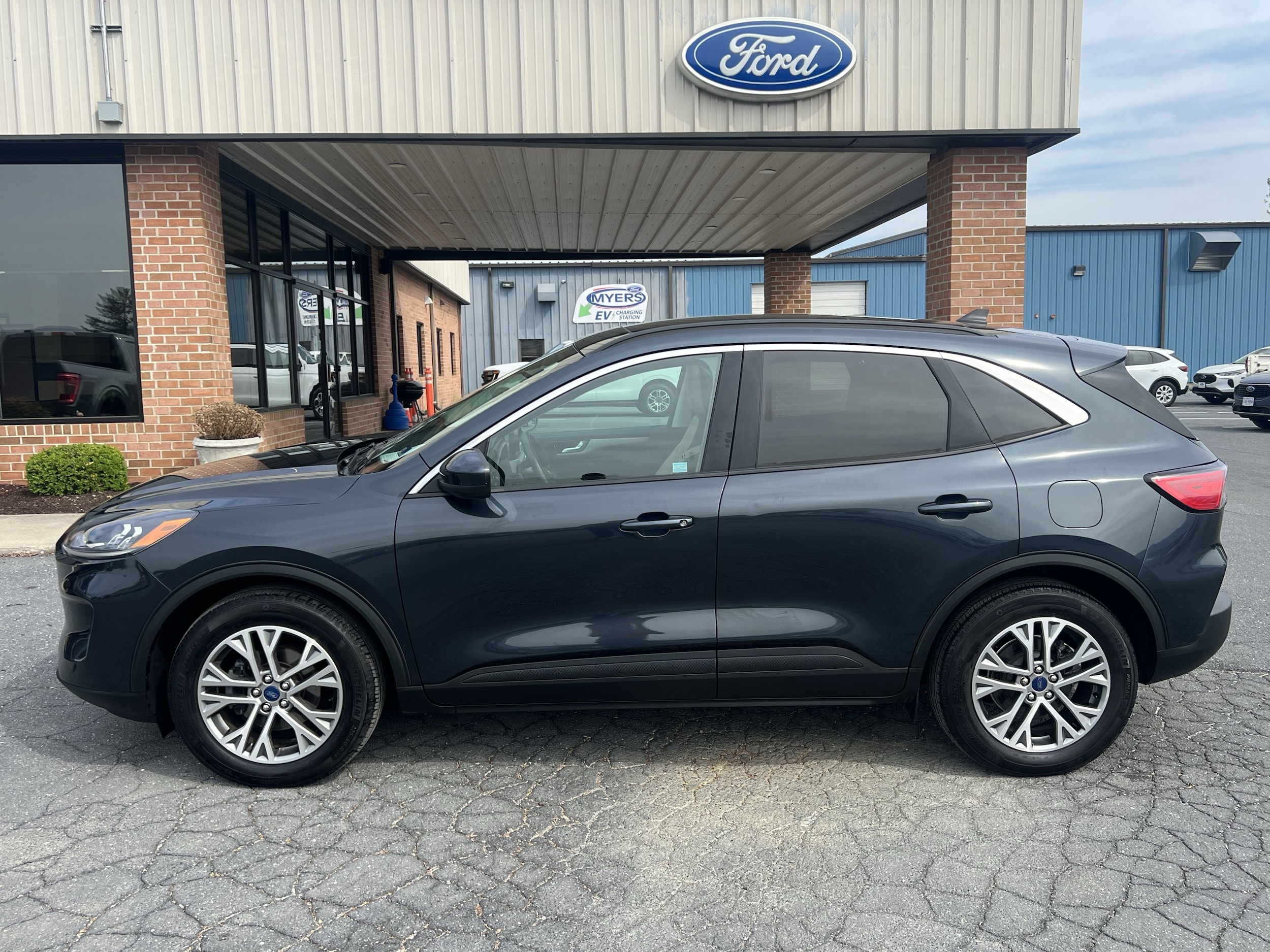 2022 Ford Escape SEL