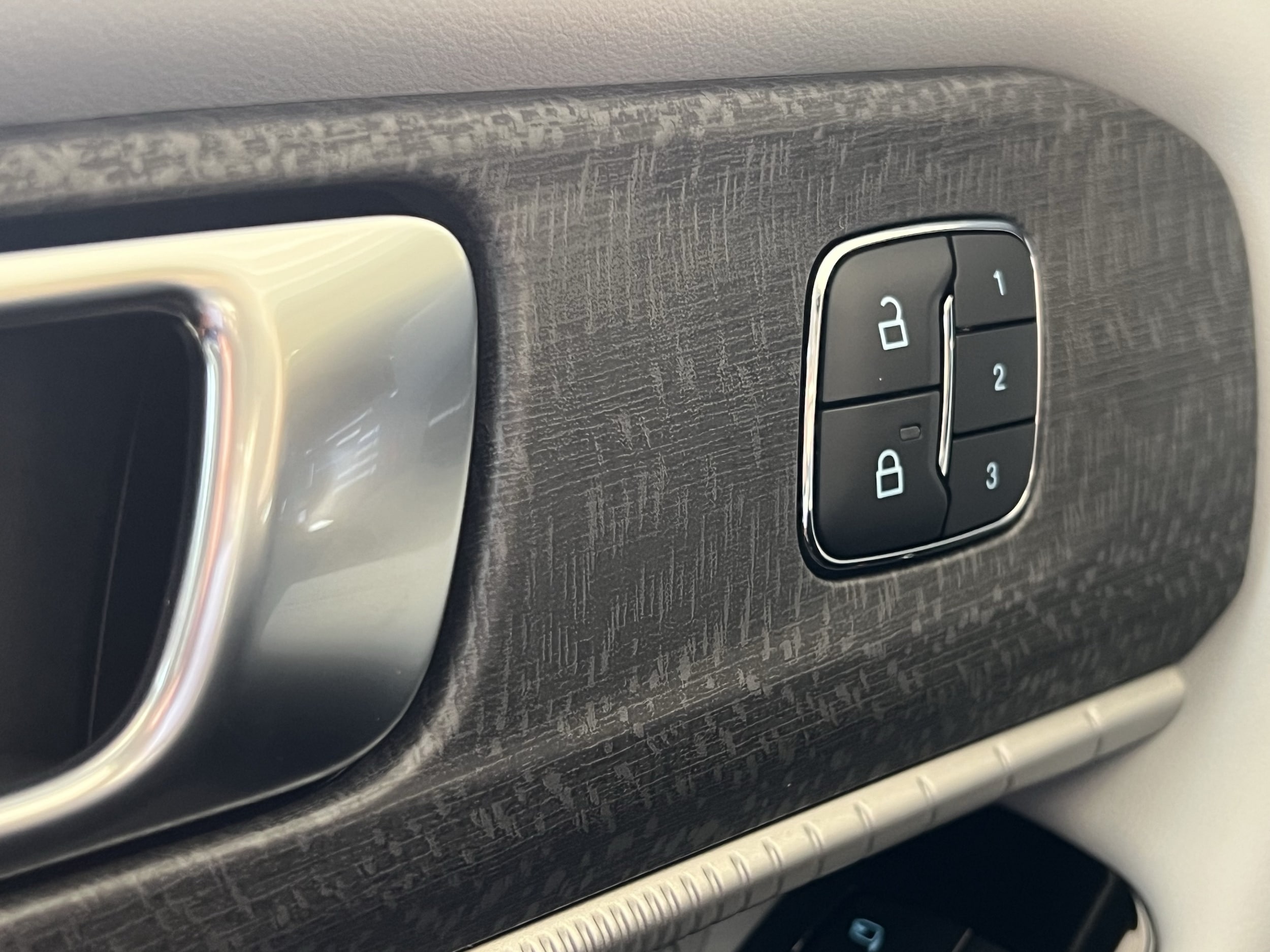 2026 Ford Explorer Platinum - Photo 41
