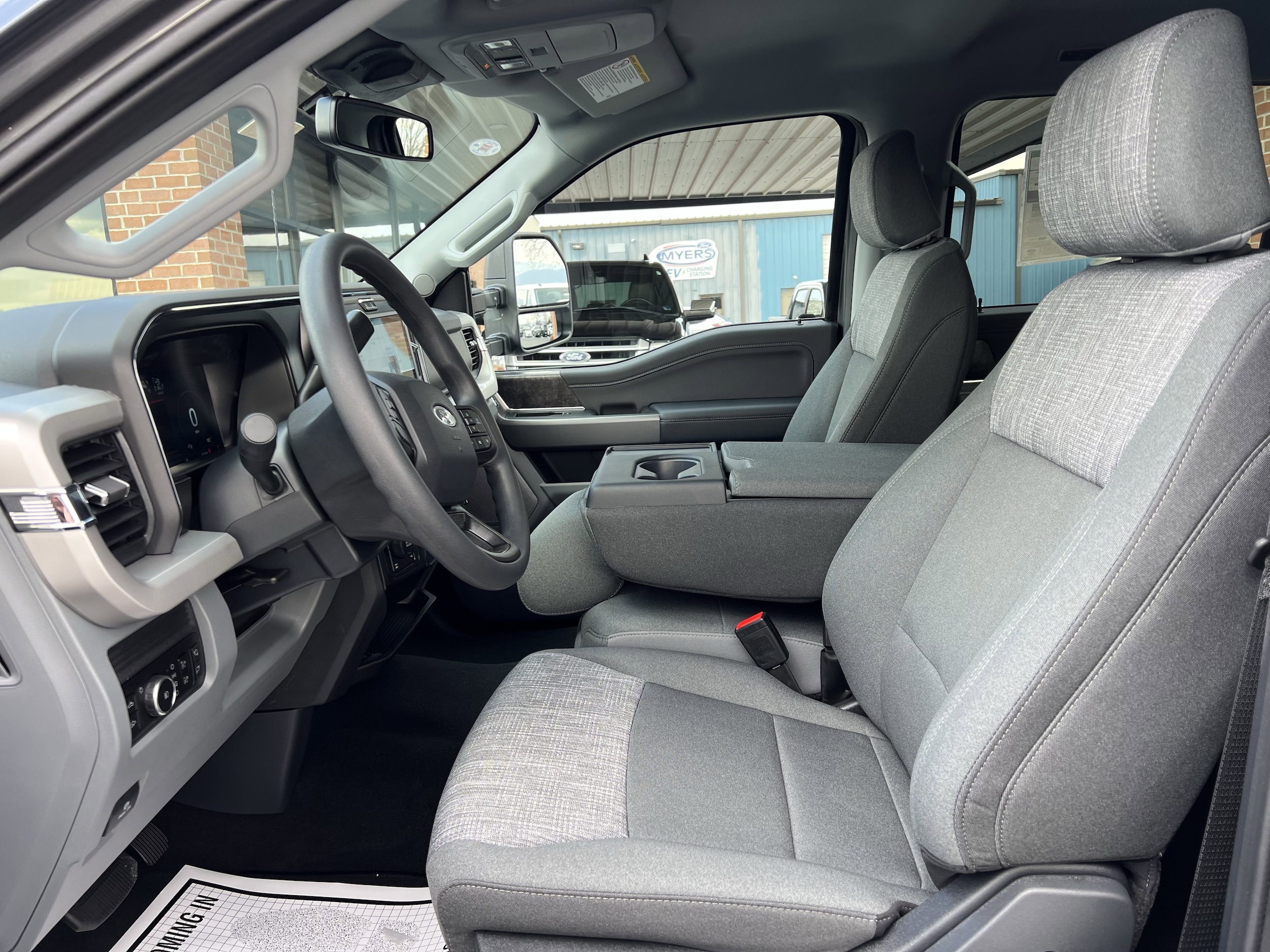 2026 Ford F-350 Super Duty XLT - Photo 18