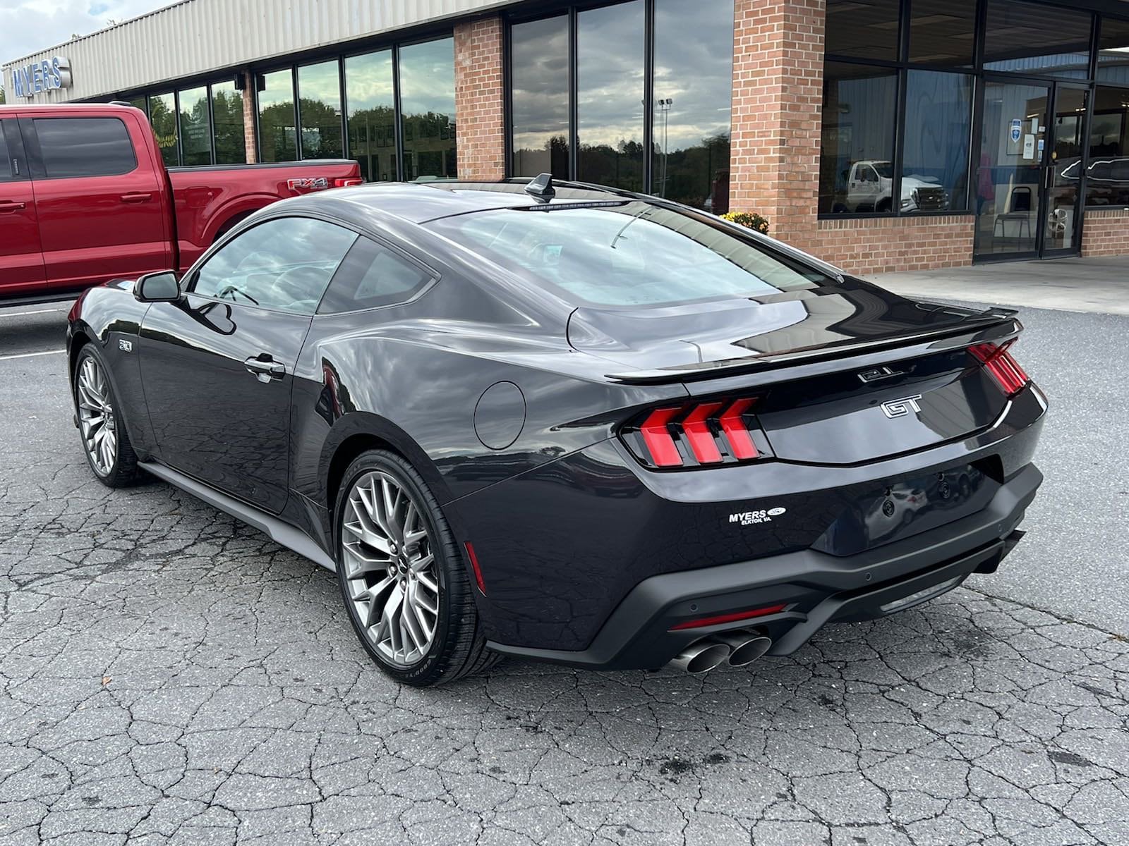 【SPERONE】24FW★ Overfit Shearling Fade Mustang 2024 Ford Mustang GT RTR SPEC 2 Lynnwood WA | Seattle