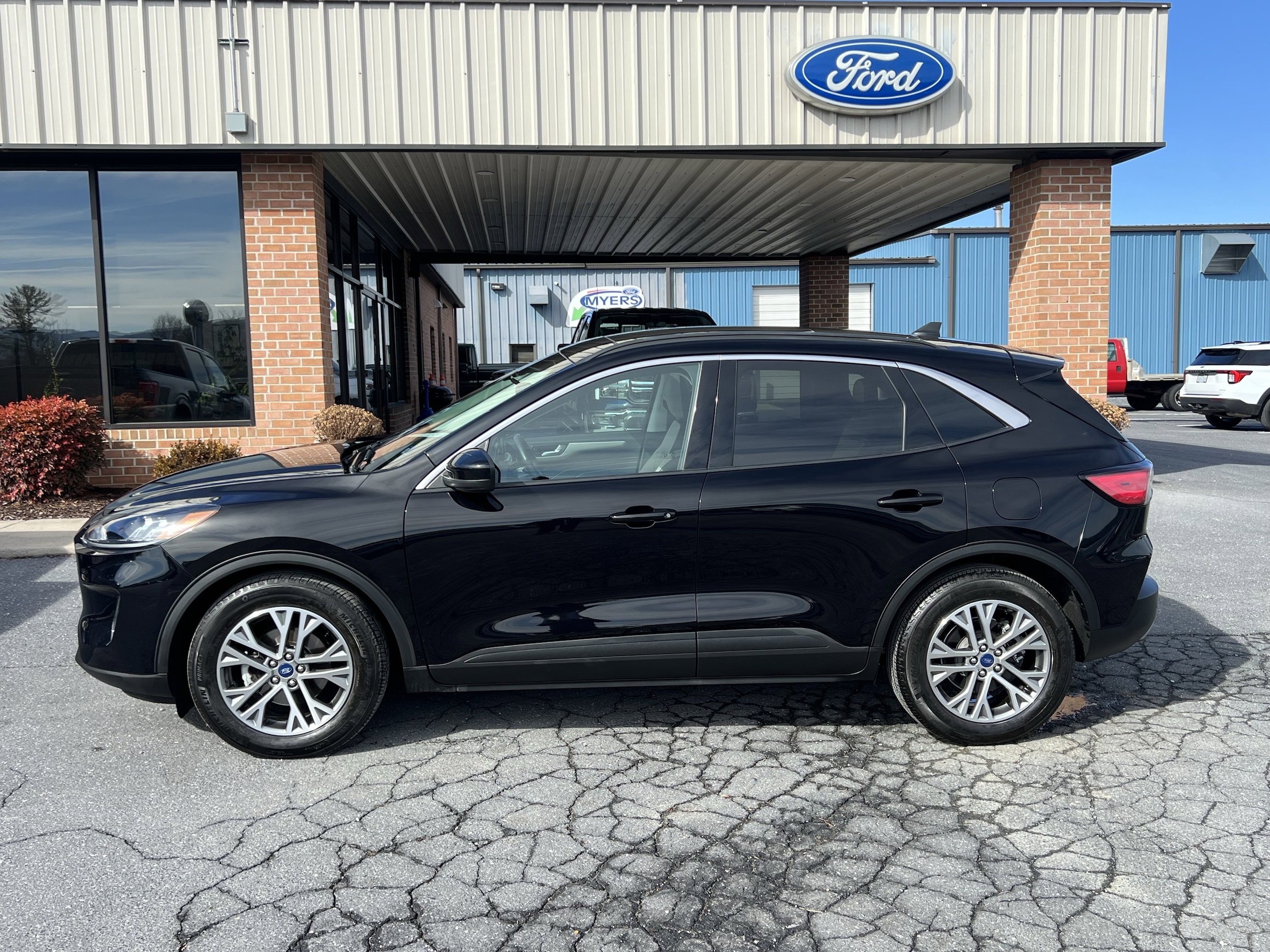 2022 Ford Escape SEL