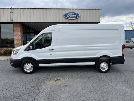 2025 Ford Transit Cargo Van T-250 148 Med Rf 9070 GVWR AWD T-250 148 Med Rf 9070 GVWR AWD