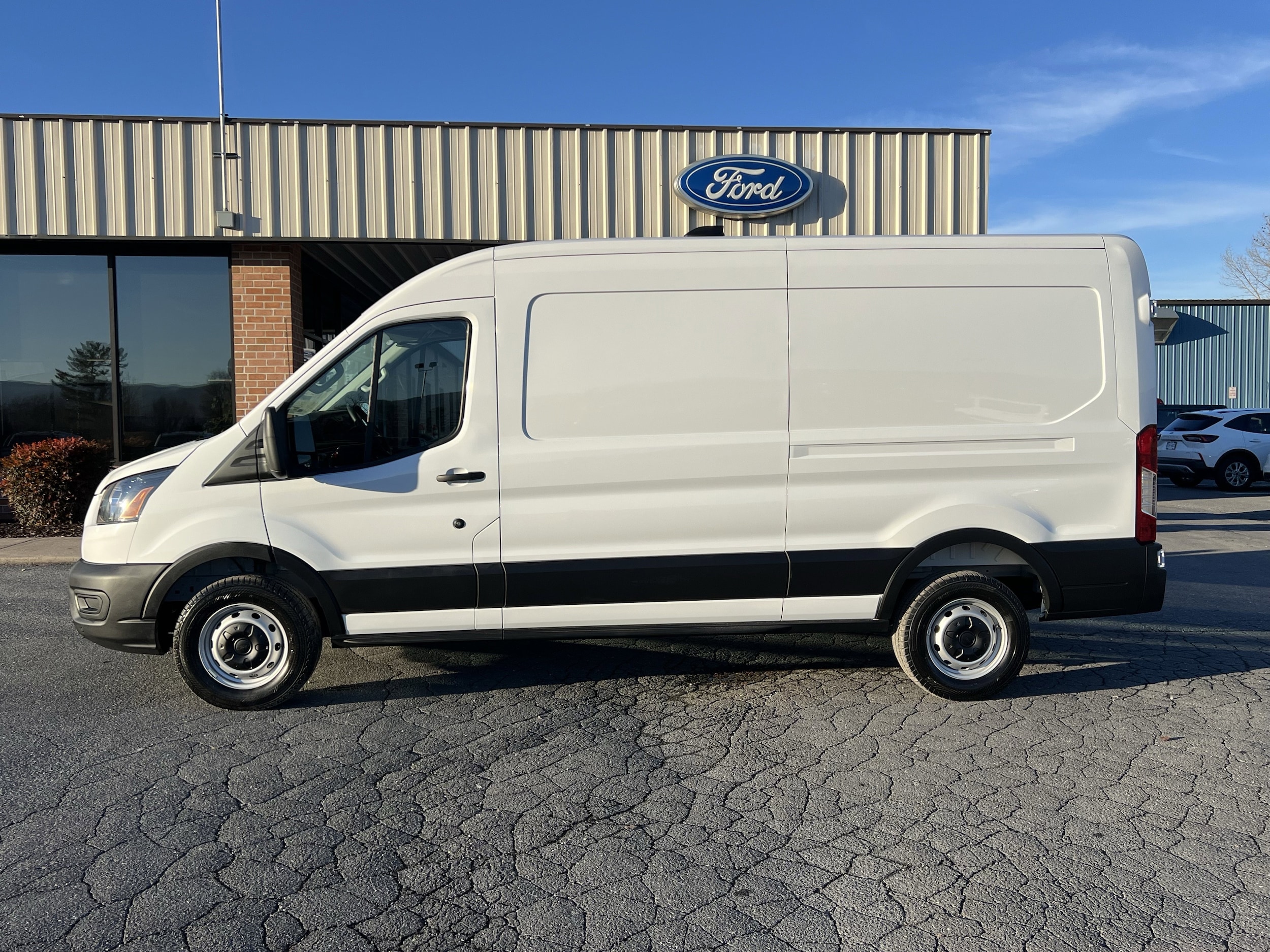 2026 Ford Transit Van Base's photo