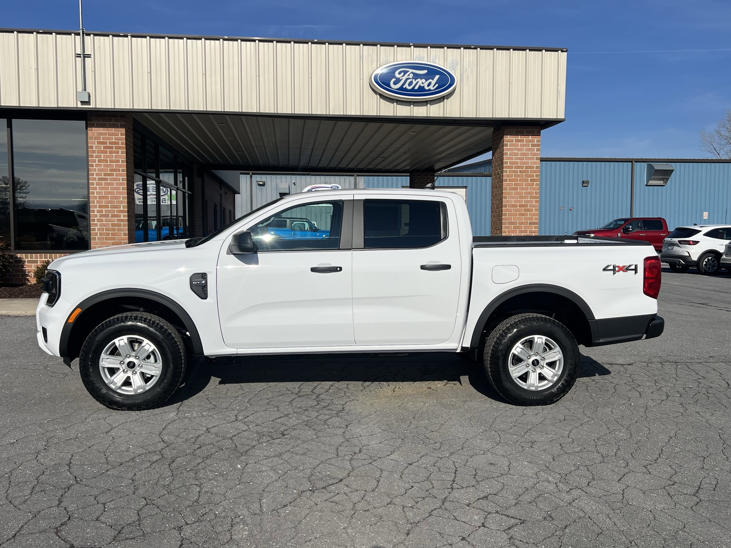 2025 Ford Ranger XL's photo