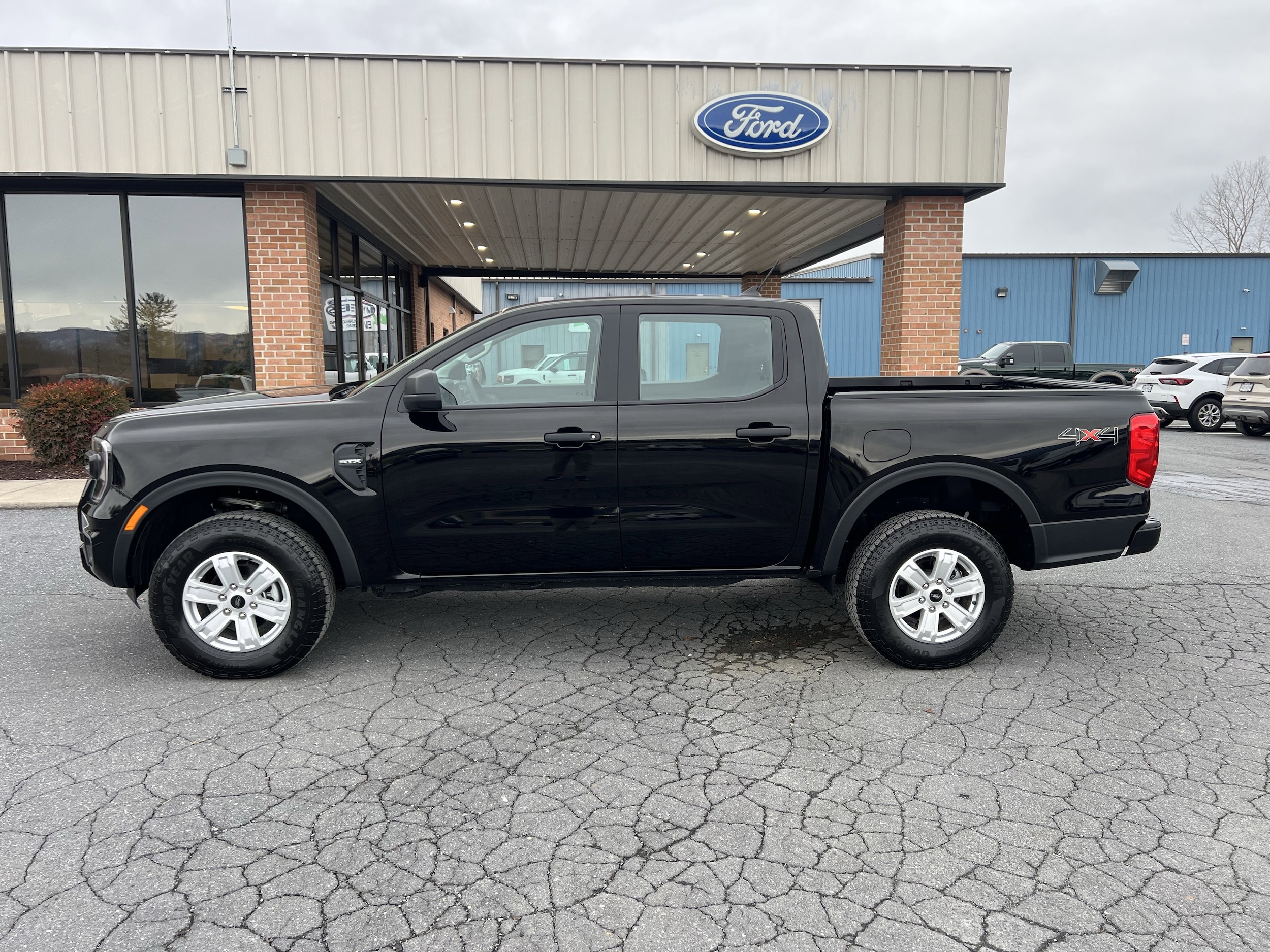 2024 Ford Ranger XL's photo