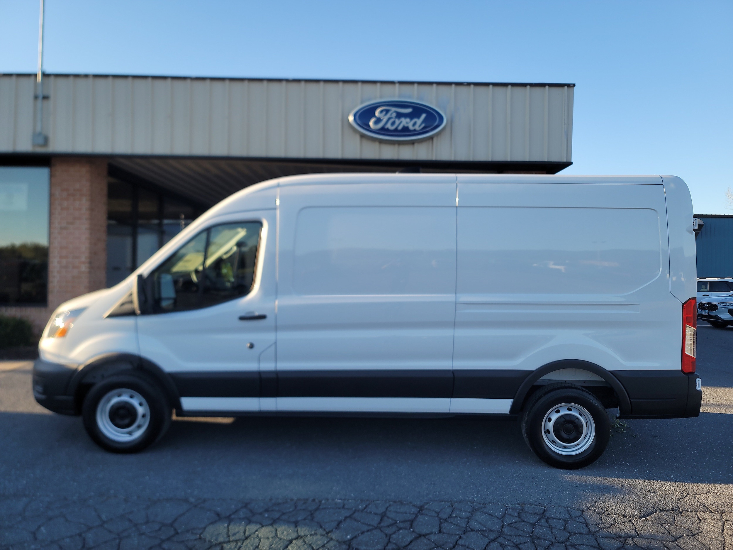 2027 Ford Transit Van