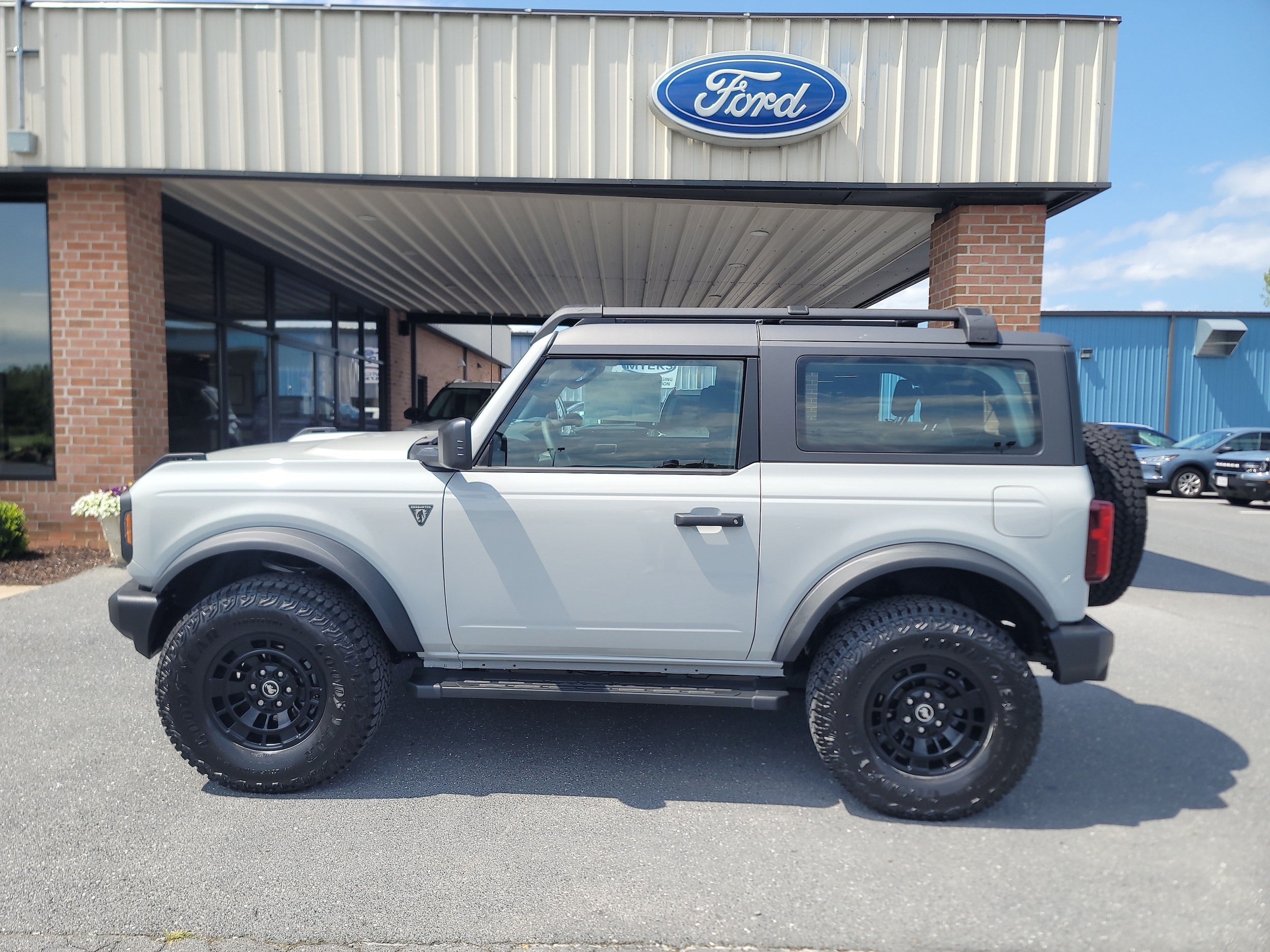 2026 Ford Bronco 2-Door Base
