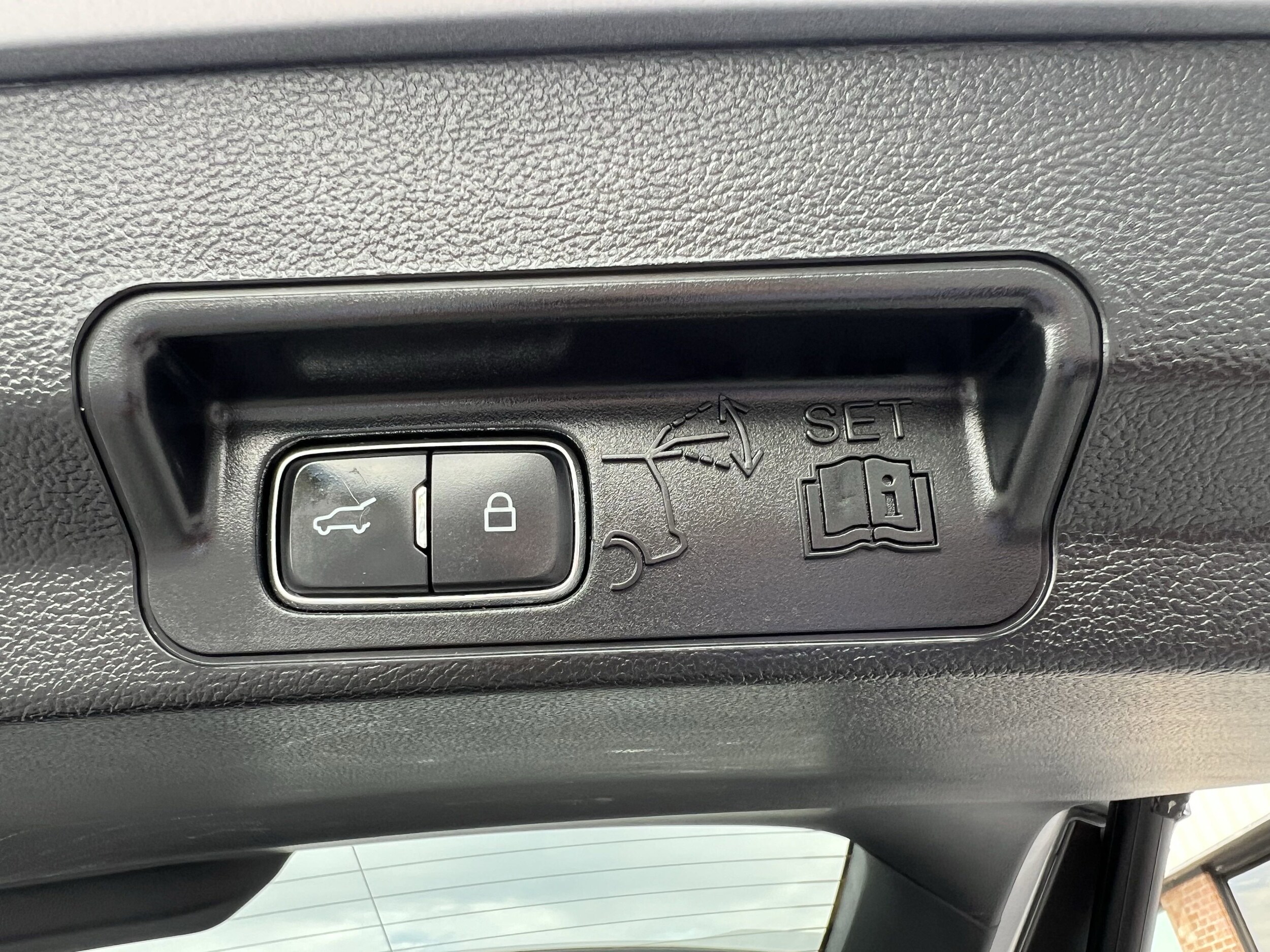 2023 Ford Explorer XLT - Photo 46