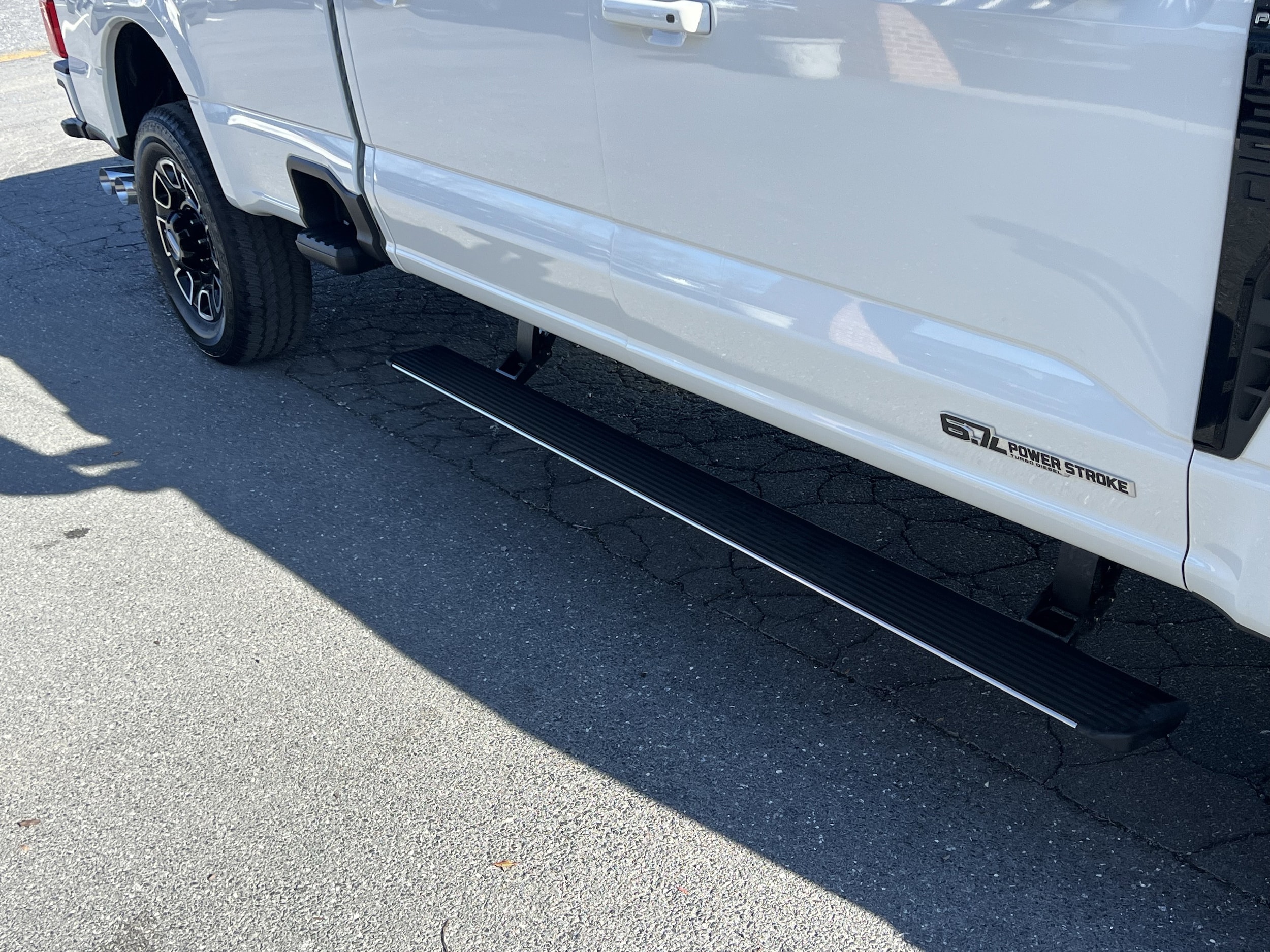 2026 Ford F-350 Super Duty Platinum - Photo 13