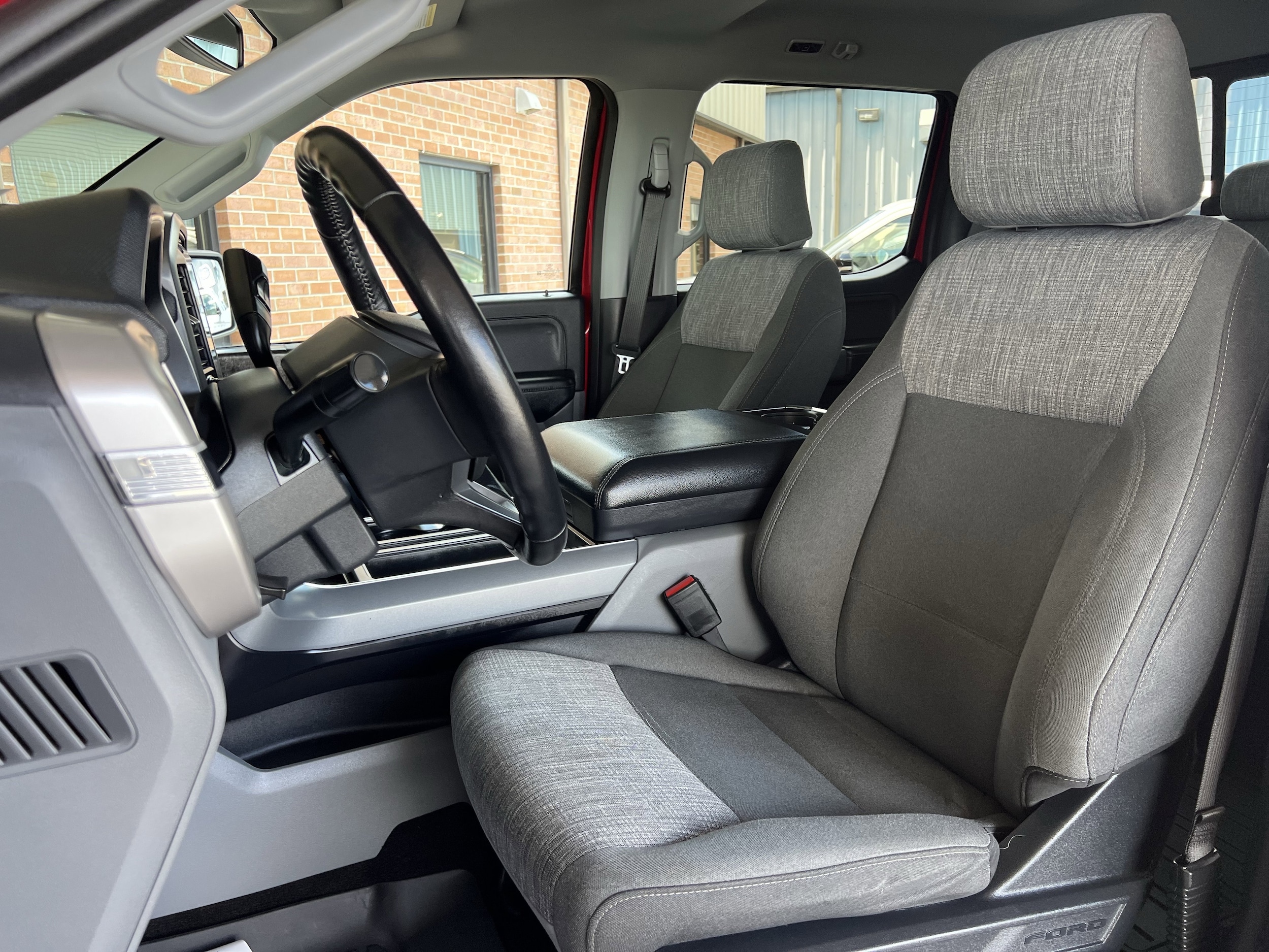 2022 Ford F-150 XLT - Photo 16