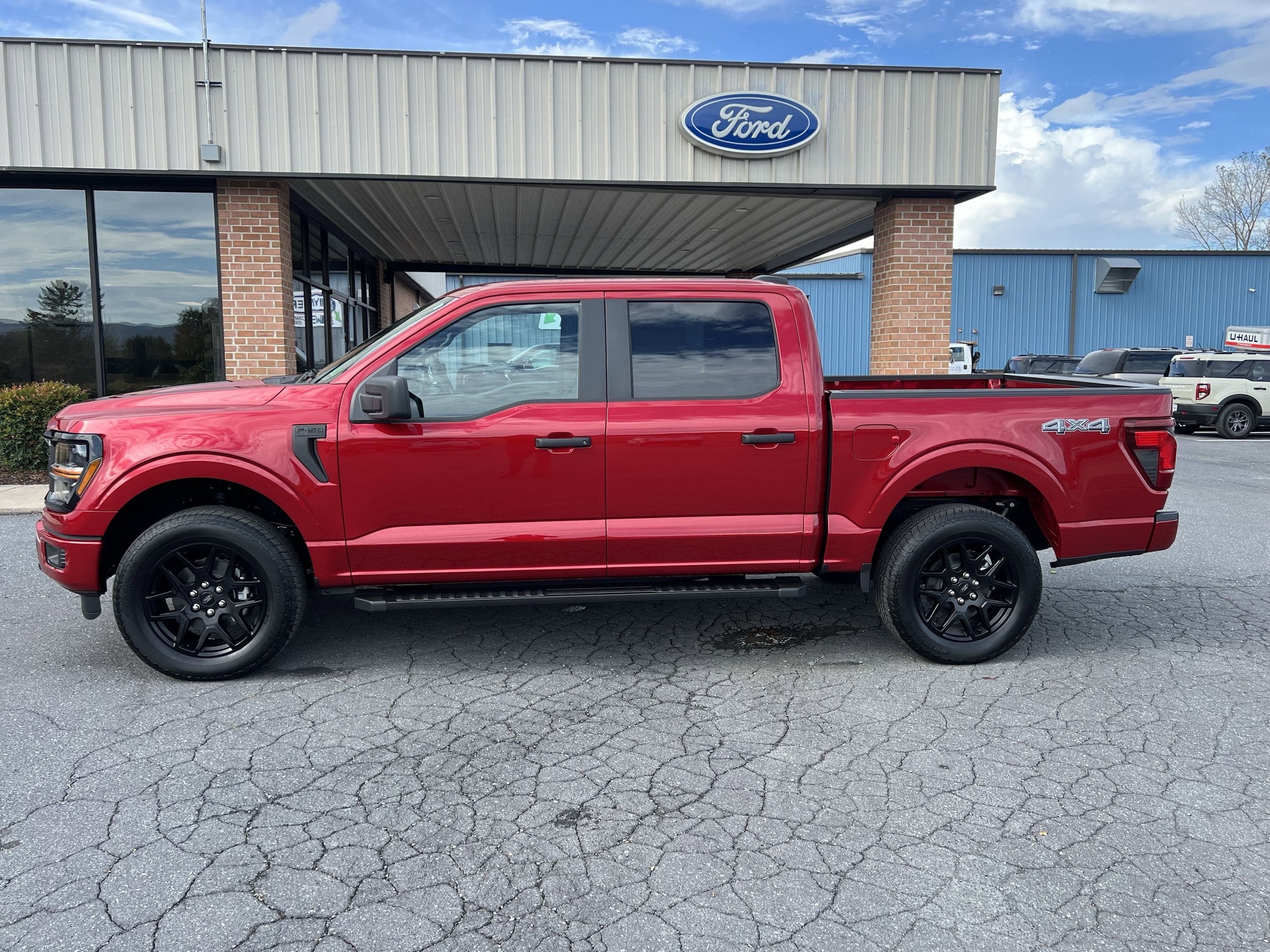 2025 Ford F-150 STX's photo