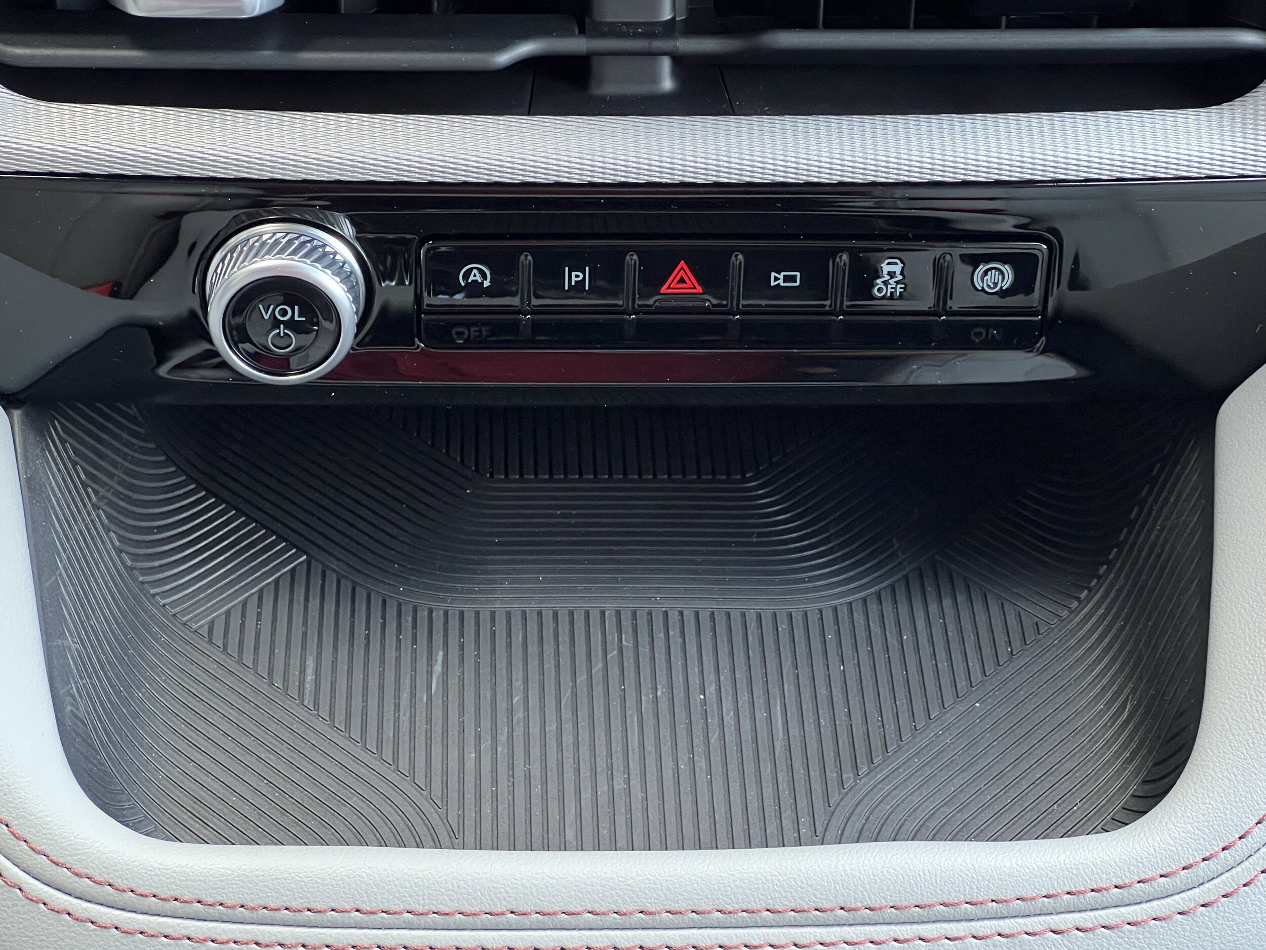 2026 Ford Explorer Active - Photo 23