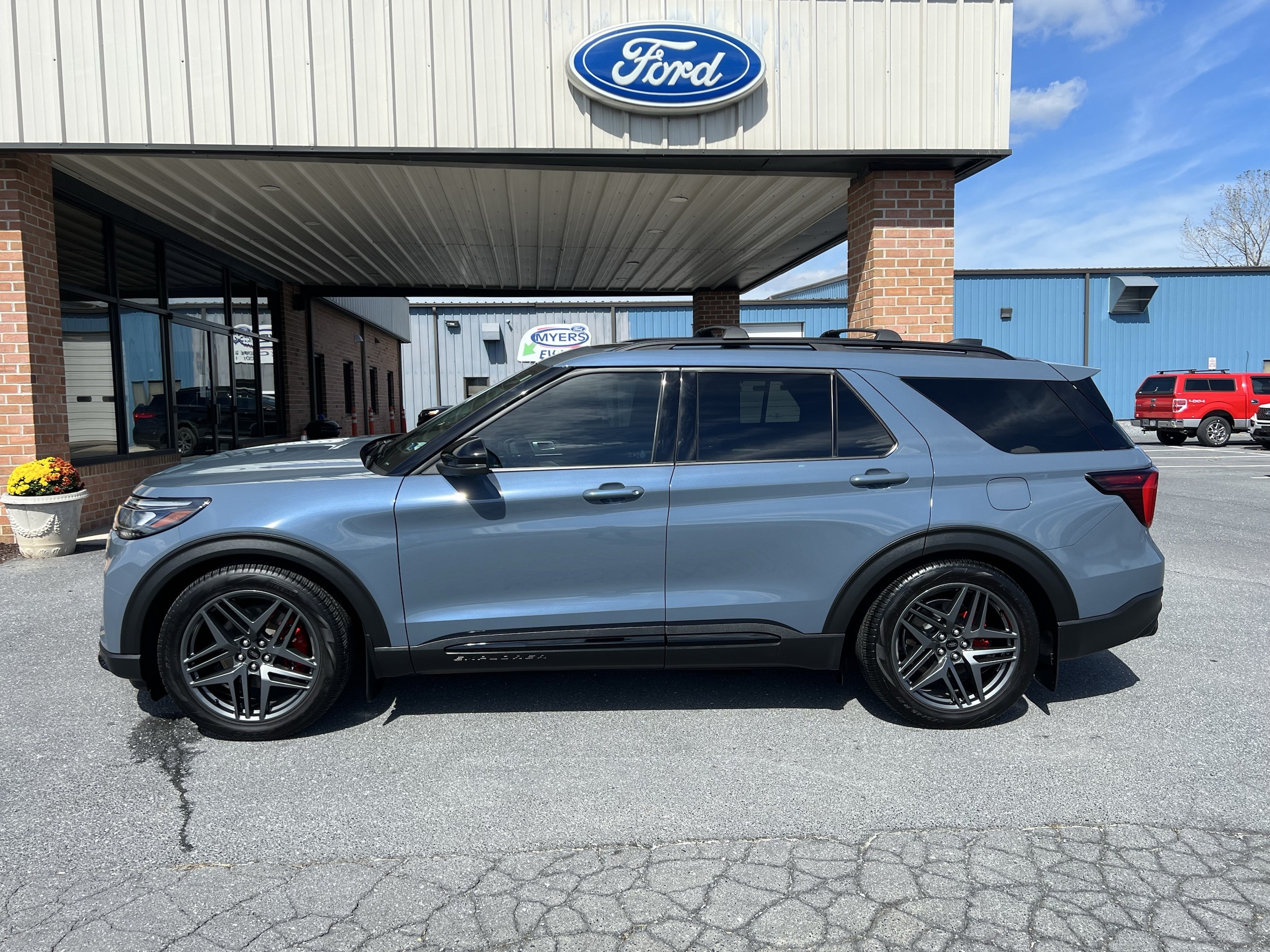 2025 Ford Explorer