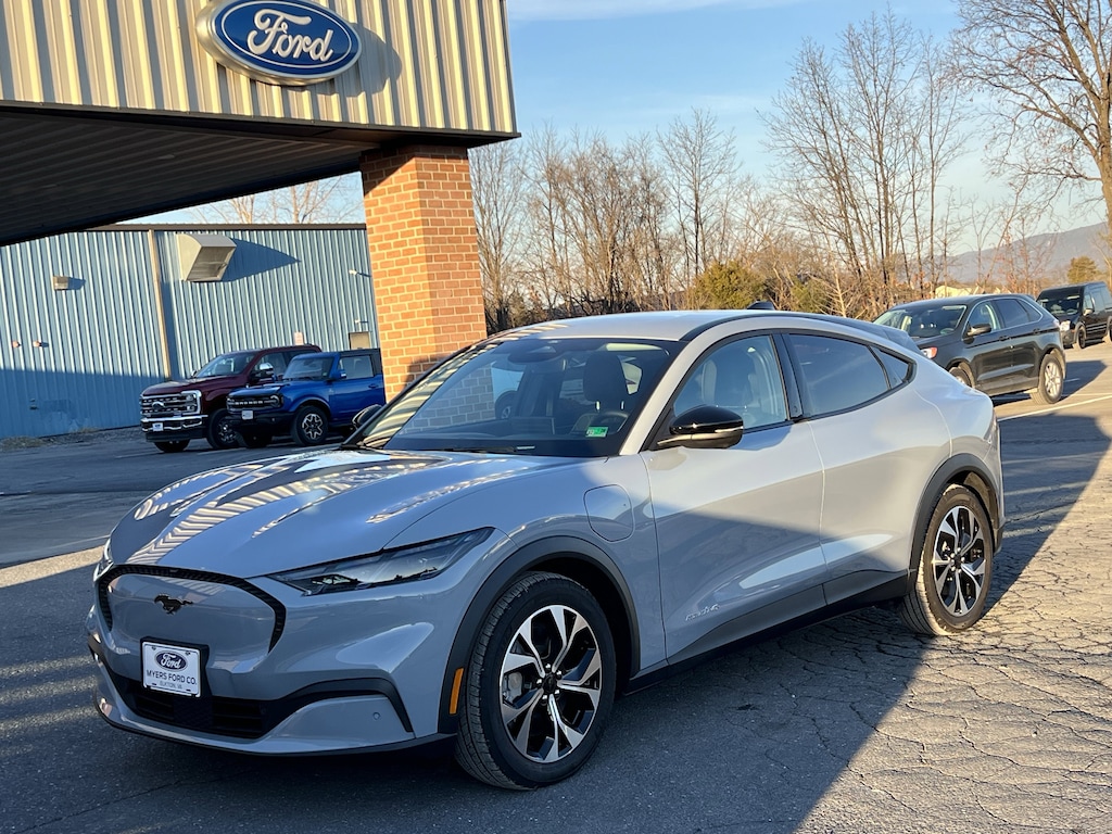 Used 2025 Ford Mustang Mach-E Select Select AWD