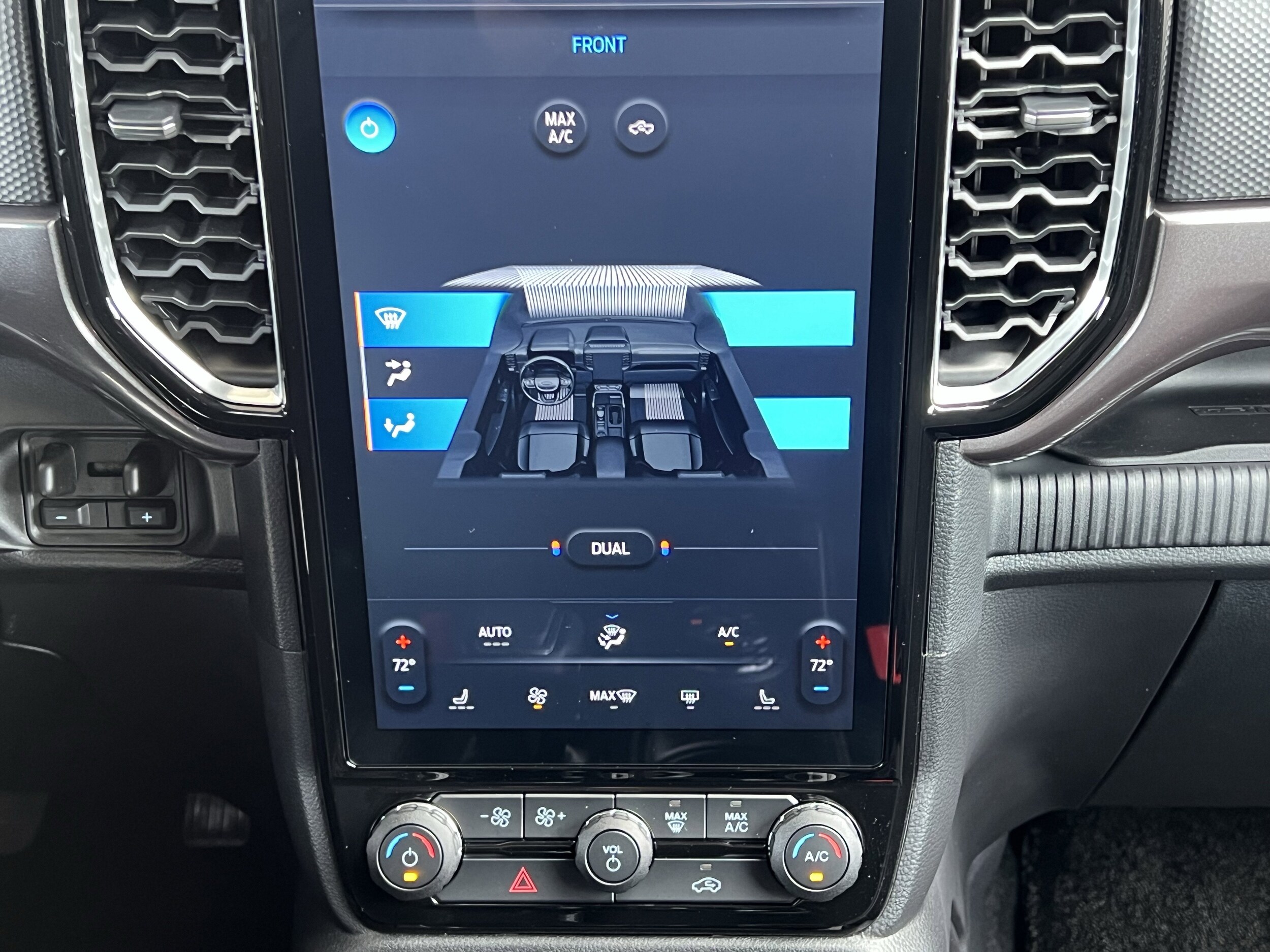 2025 Ford Ranger XLT - Photo 30