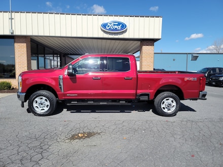 2026 Ford Super Duty F-350 SRW XLT XLT 4WD Crew Cab 6.75 Box