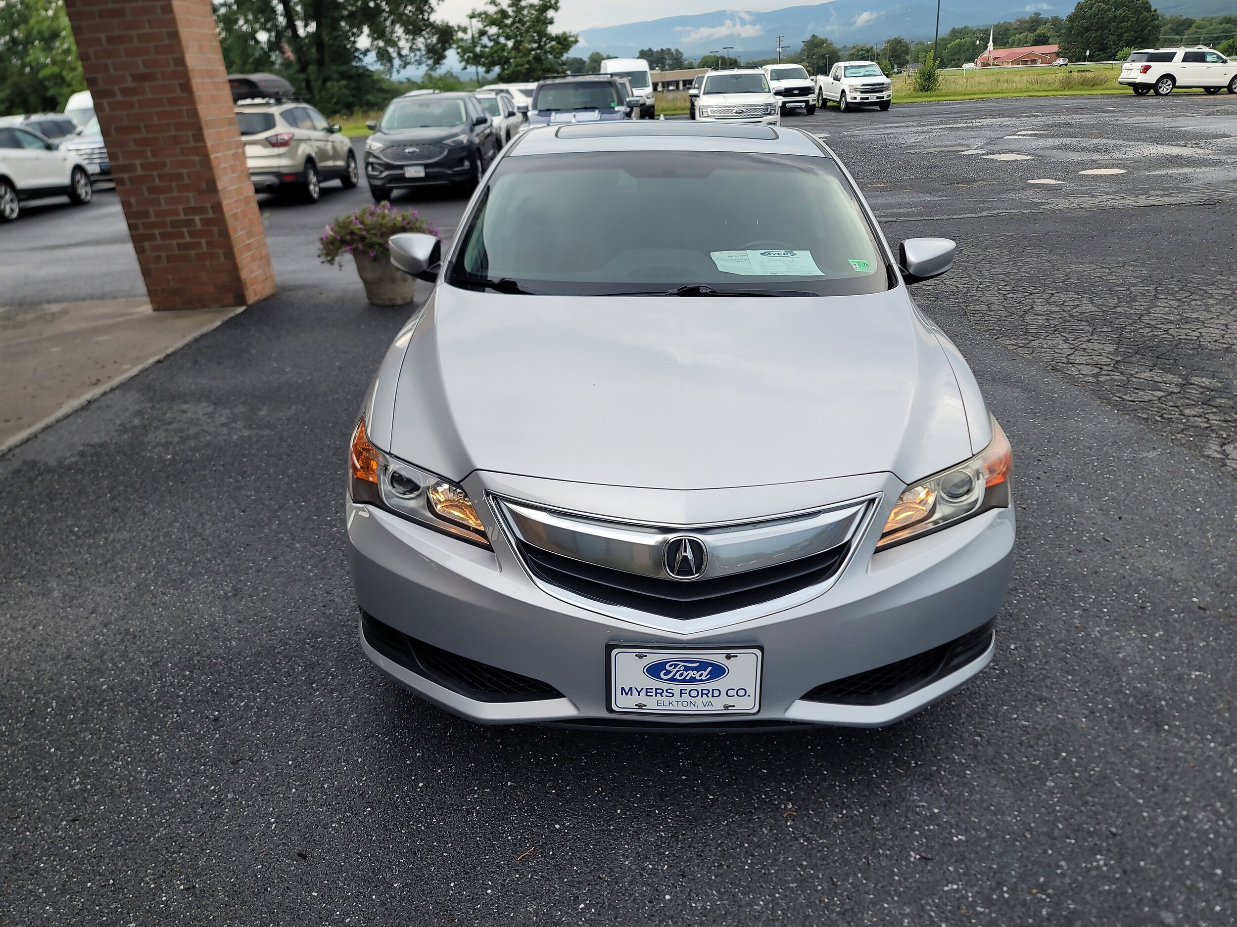 2014 Acura ILX 2.0L photo 3