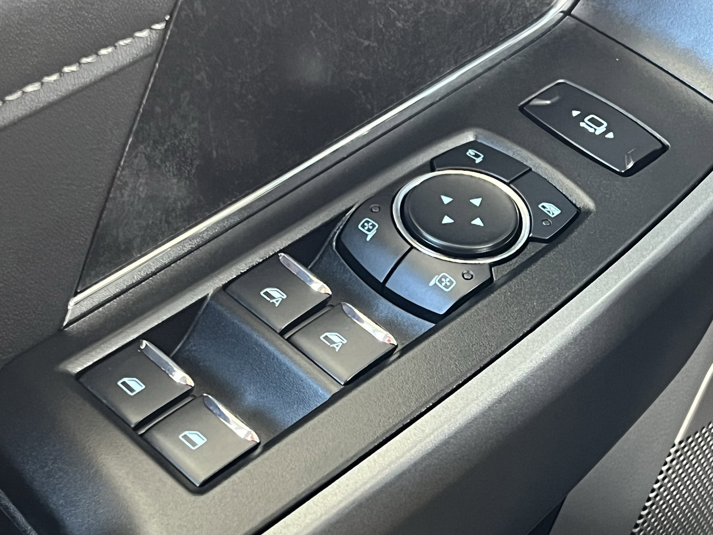 2026 Ford F-350 Super Duty XLT - Photo 51