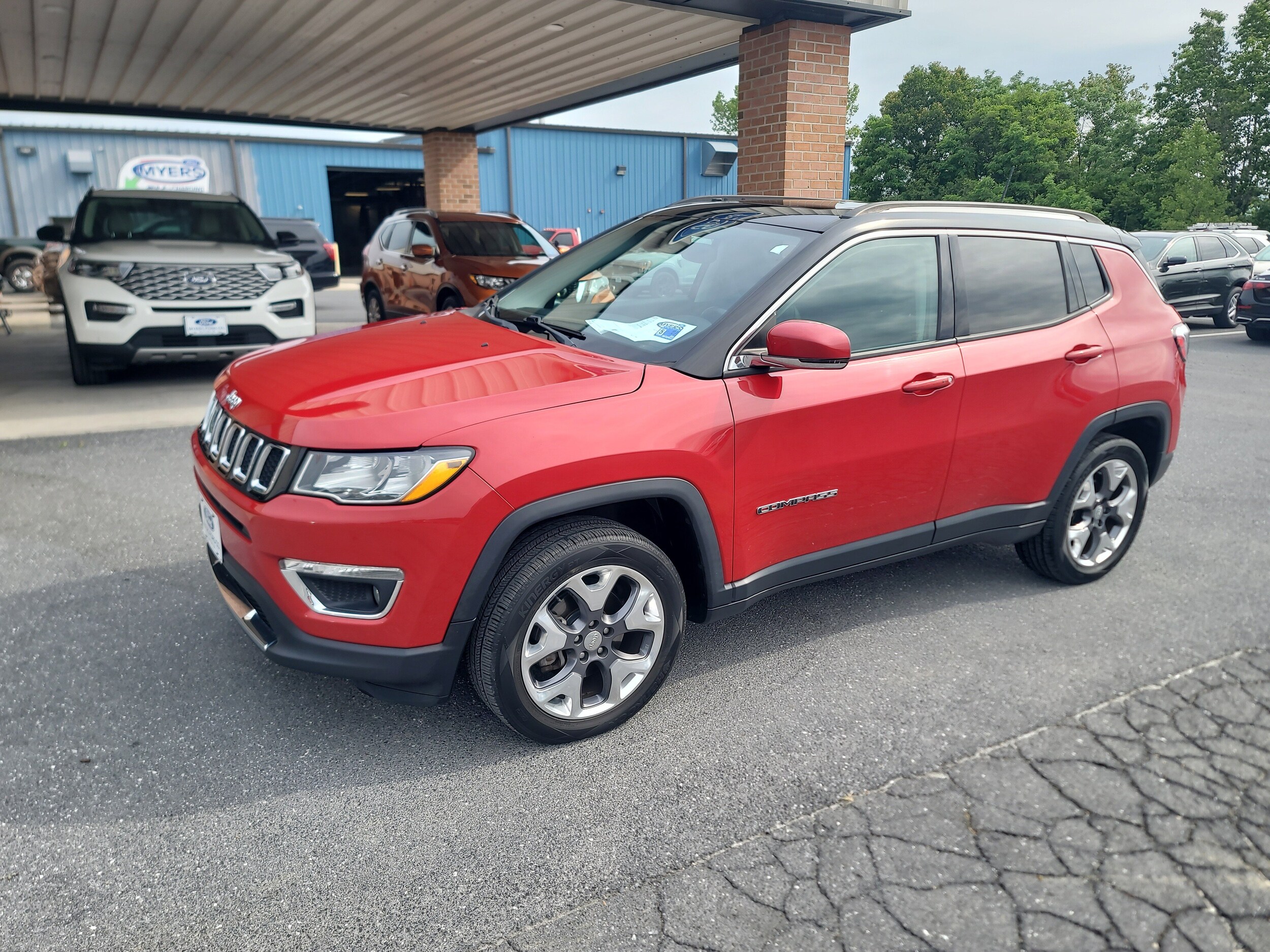 Used 2018 Jeep Compass Limited with VIN 3C4NJDCB9JT163354 for sale in Elkton, VA