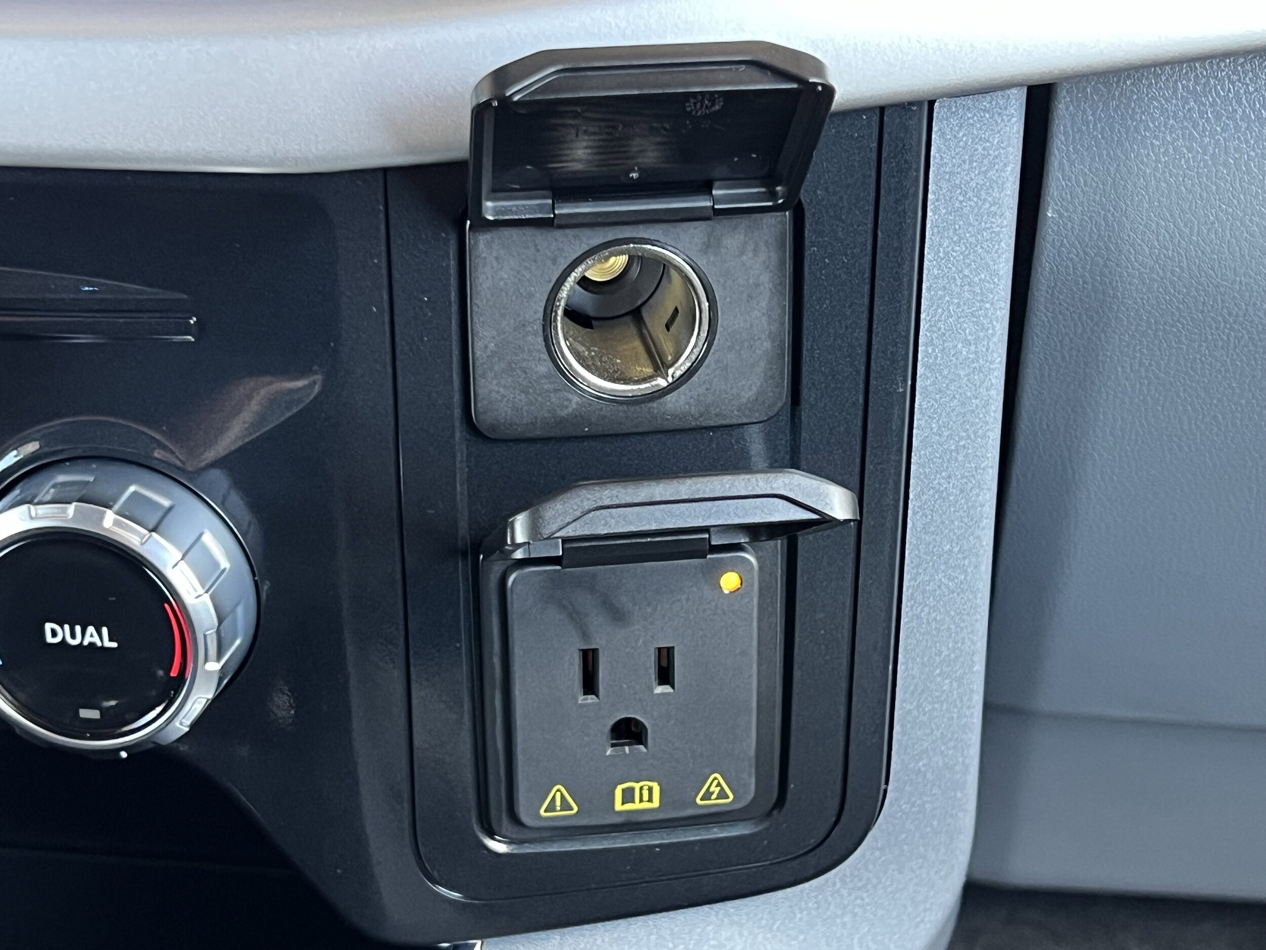 2022 Ford F-150 XLT - Photo 36