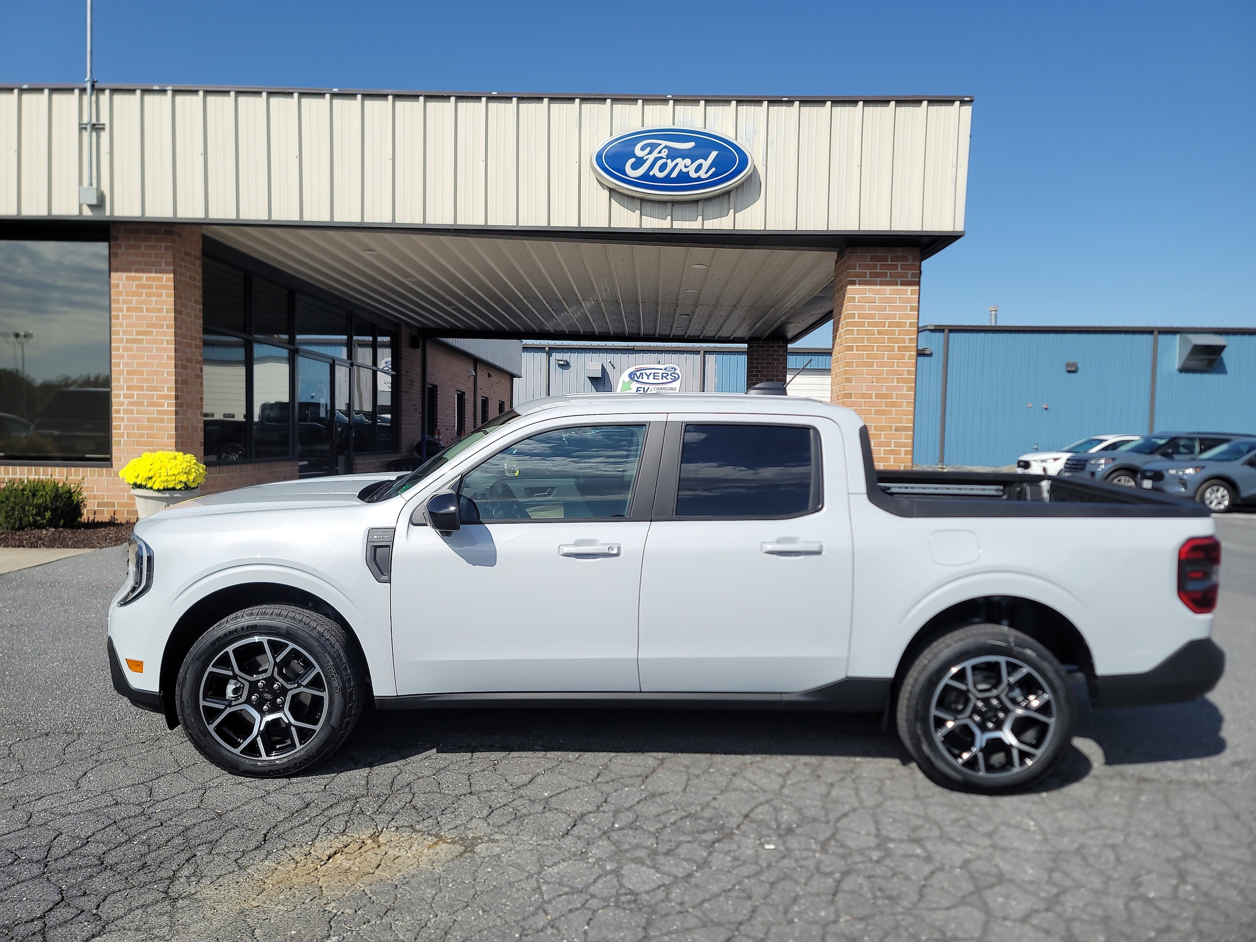 2025 Ford Maverick Lariat's photo