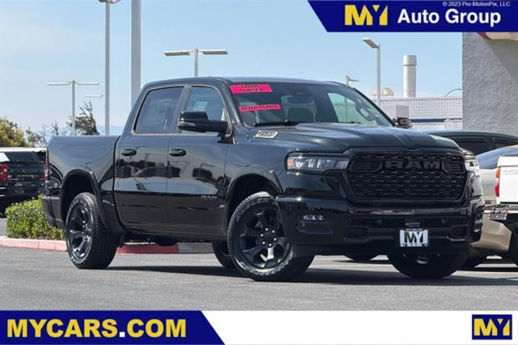 New 2026 Ram 1500 BIG HORN CREW CAB 4X4 5'7 BOX Pickup