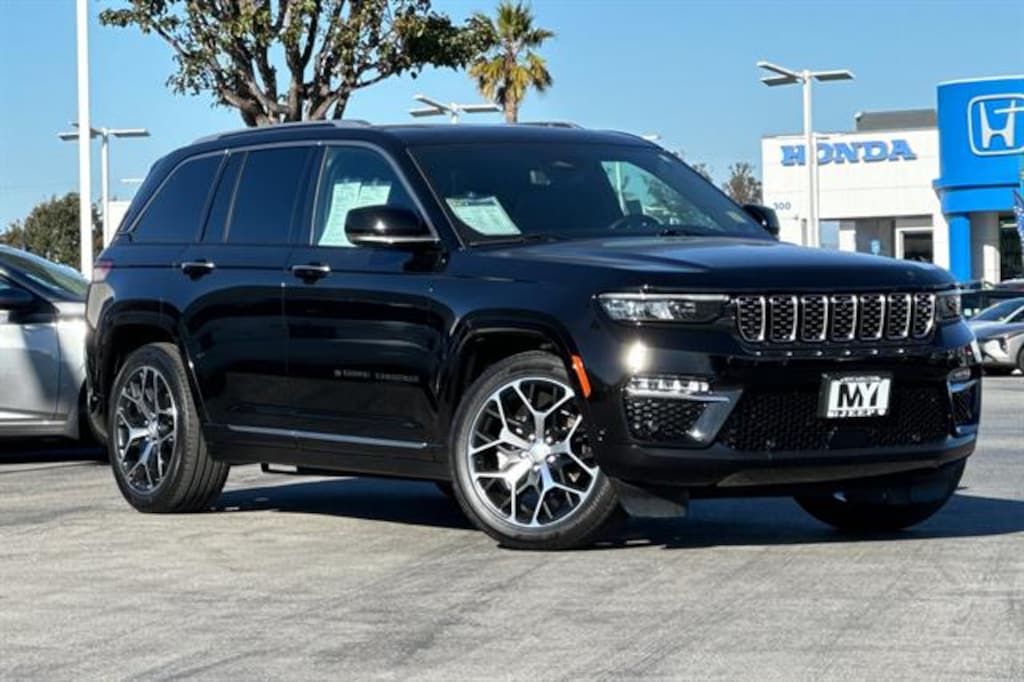 Used 2022 Jeep Grand Cherokee Summit Sport Utility
