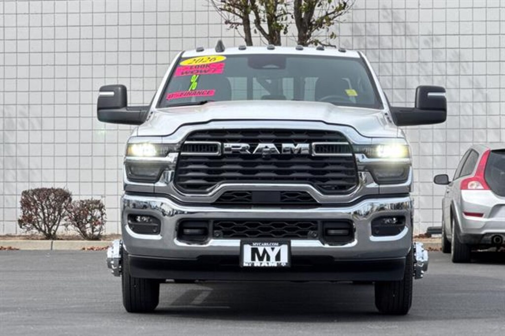 New 2026 Ram 3500 TRADESMAN CREW CAB 4X4 8' BOX Pickup