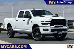 2026 Ram 2500 BLACK EXPRESS CREW CAB 4X4 6'4 BOX Pickup