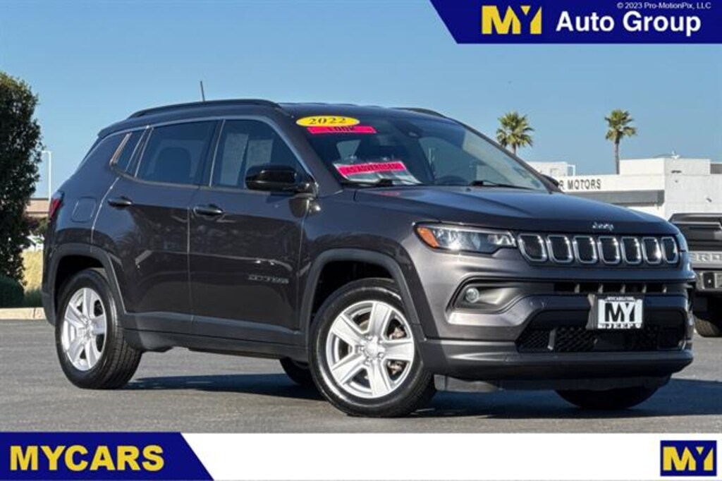 Used 2022 Jeep Compass Latitude Sport Utility