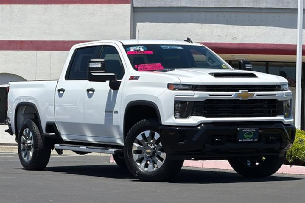 Used 2024 Chevrolet Silverado 2500HD Custom Truck