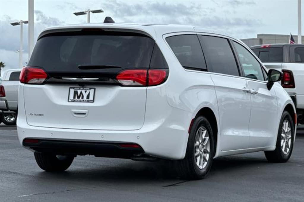 New 2026 Chrysler Voyager LX Cargo Van