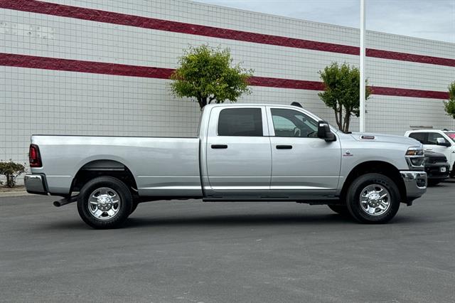 2026 Ram 3500 Tradesman photo 3