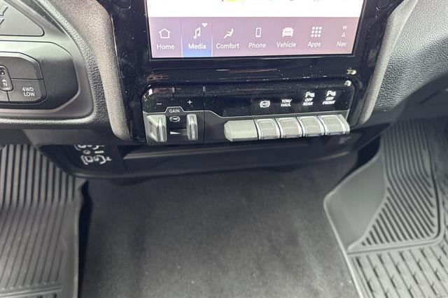 2026 RAM 3500 Tradesman - Photo 15